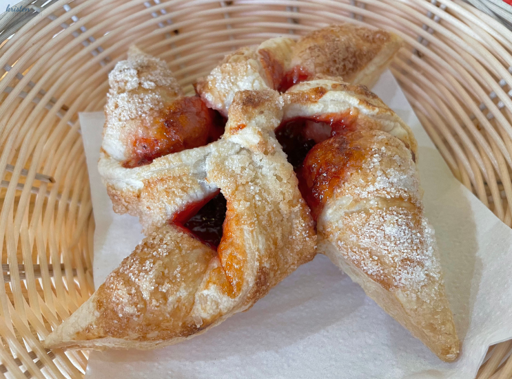 Pergaminos Bakery & Café Colombian Bakery_ Strawberry Pastry_Boonton, NJ_K.Martinelli Blog_Kristen Martinelli (1).png