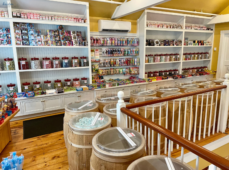 Uncle Willie's Candy Shoppe_Jelly Beans_Camden, Maine_ K. Martinelli Blog _ Kristen Martinelli .png