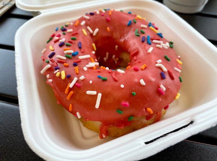 Ruckus Donuts_Strawberry Donut_Rockland, Maine_ K. Martinelli Blog _ Kristen Martinelli  (1).png