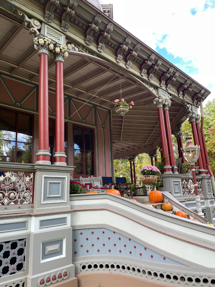 The Armour-Stiner Octagon House Porch_Irvington, New York_ K. Martinelli Blog _ Kristen Martinelli  (2).png