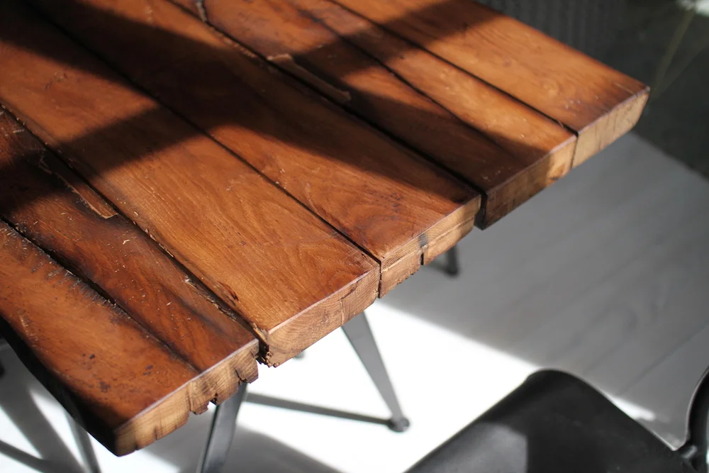 barreri_pierre_design_creation_meubles_mobilier_agencement_surmesures_industriel_moderne_bois_metal_beton_verre_bidart_bayonne_biarritz42.JPG