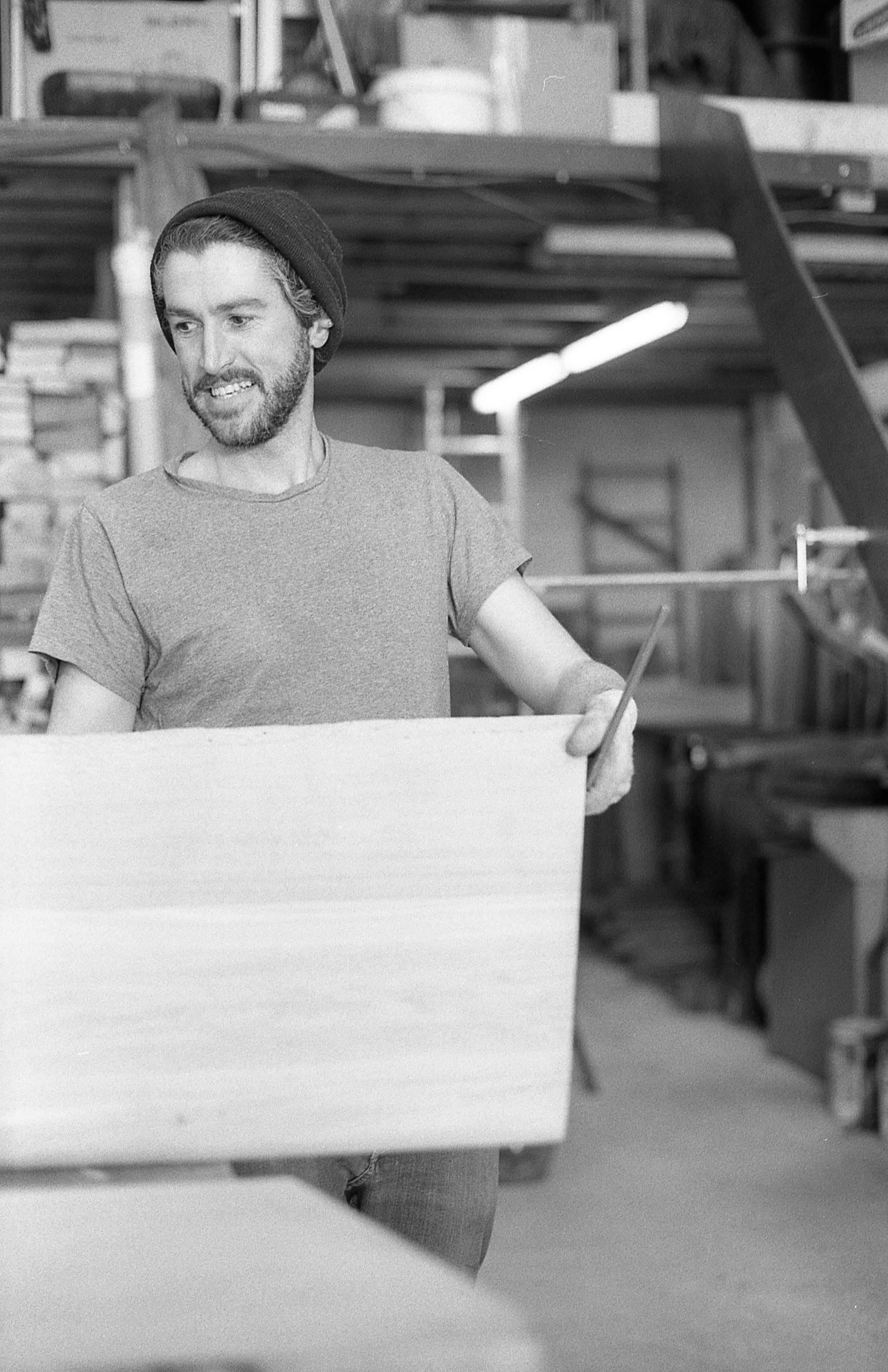 barreri_pierre_design_creation_meubles_mobilier_agencement_surmesures_industriel_moderne_bois_metal_acier_beton_verre_bidart_bayonne_biarritz_anglet_pb_pbdesign175.JPG