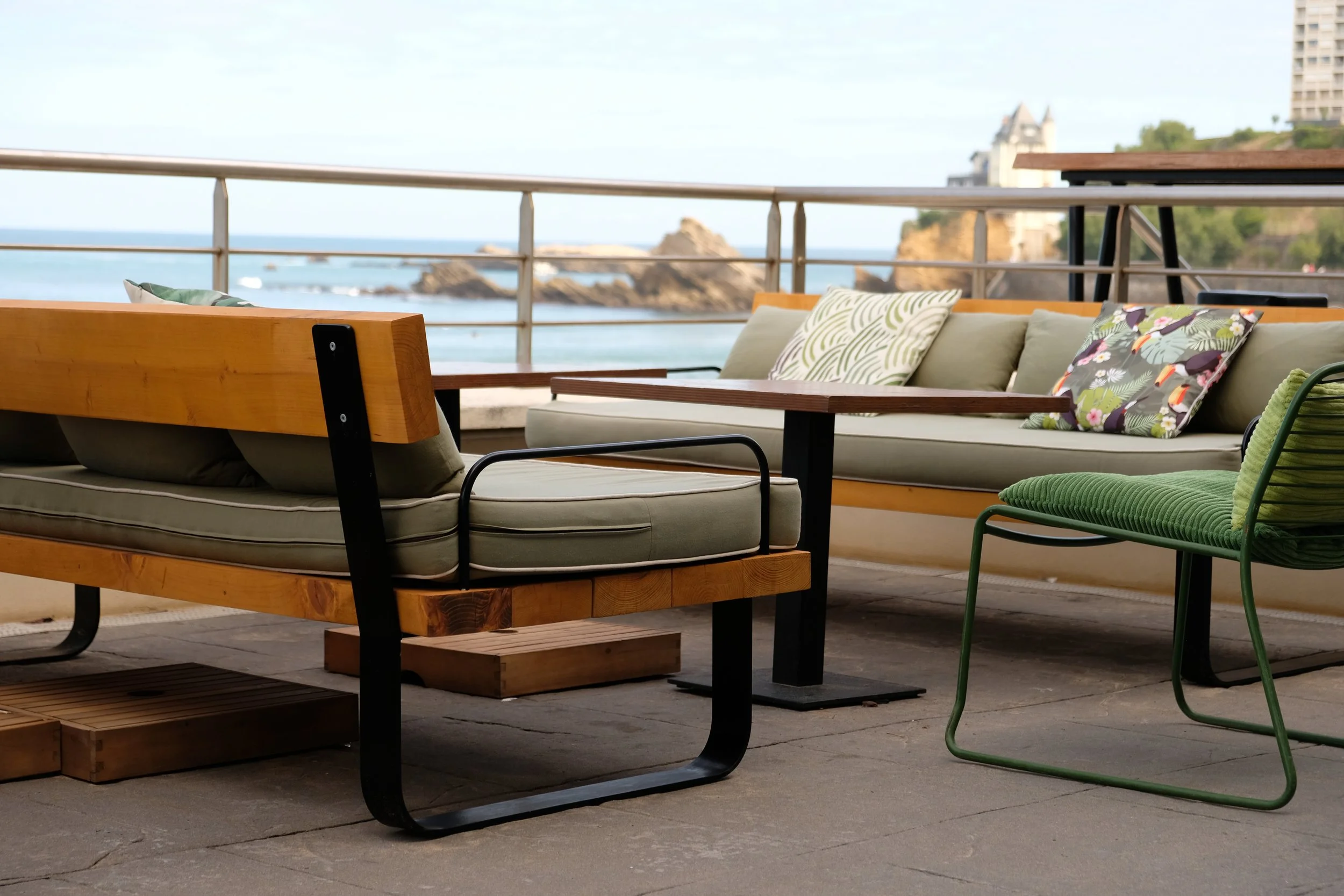 barreri_pierre_design_creation_meubles_mobilier_agencement_surmesures_industriel_moderne_bois_metal_acier_beton_verre_bidart_bayonne_biarritz_anglet_pb_pbdesign1.JPG