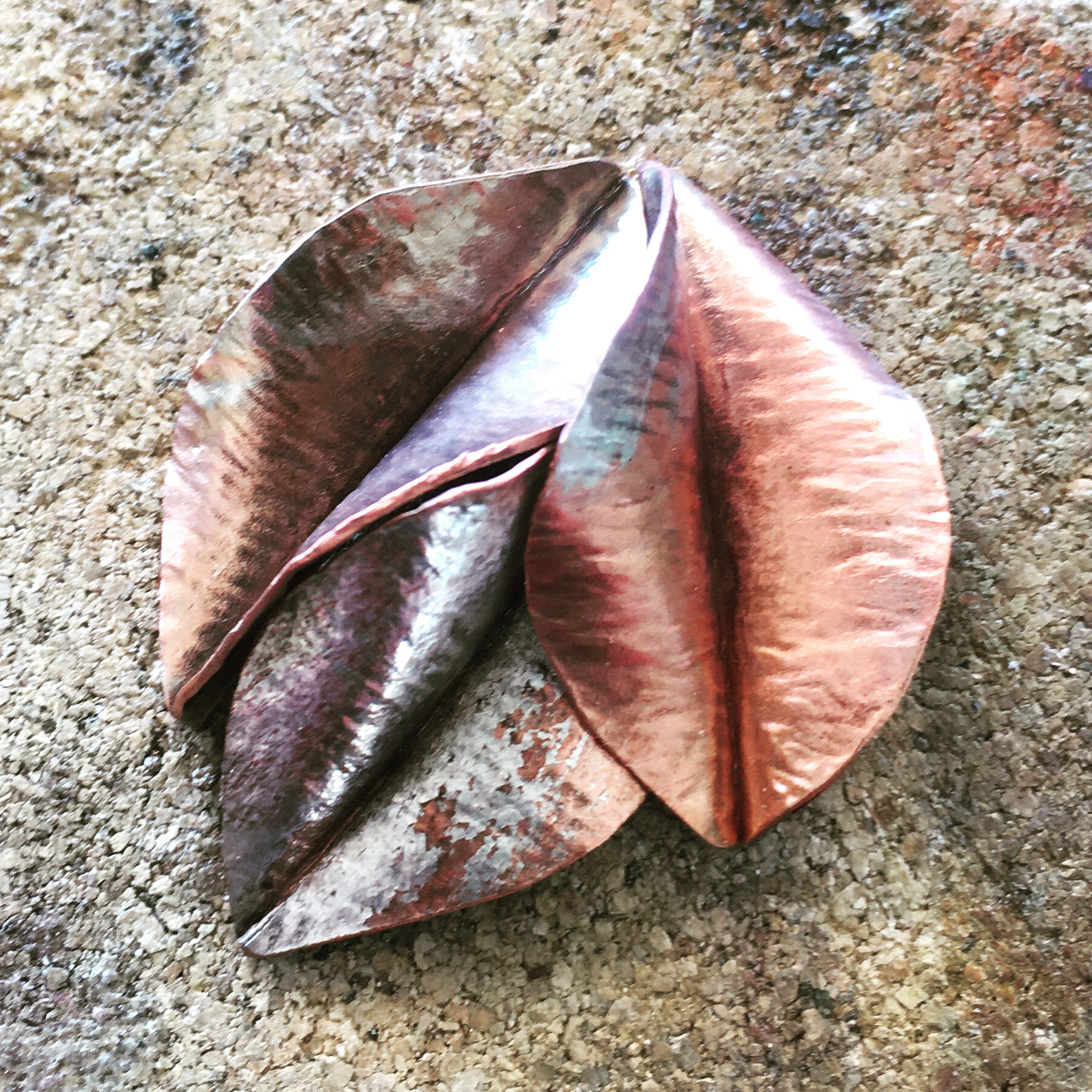 silver bronce leaves.jpg