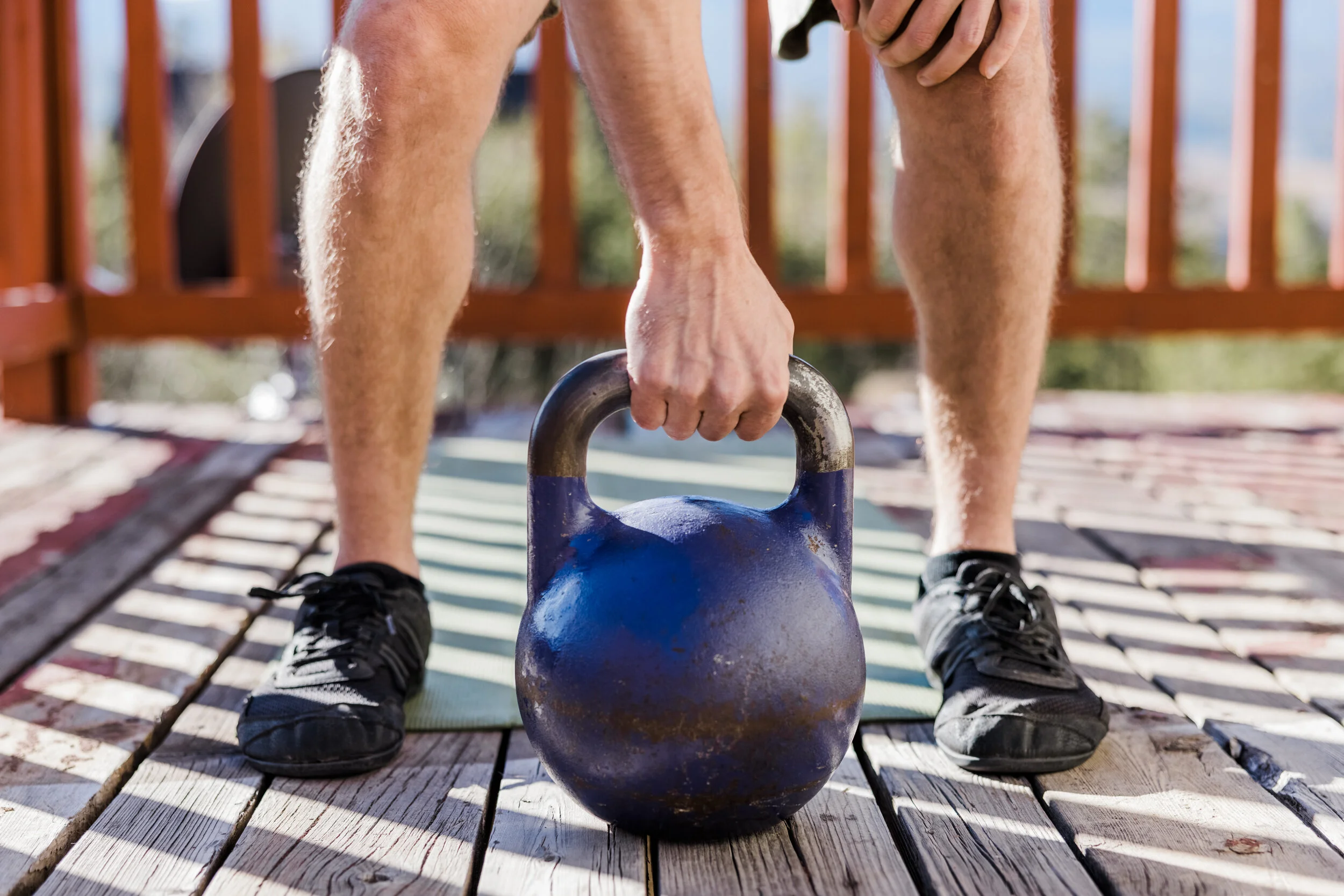 How To Get Abs Using Only Kettlebells Do It At Your Desk How To Get Abs Using Only Kettlebells Do It At Your Desk