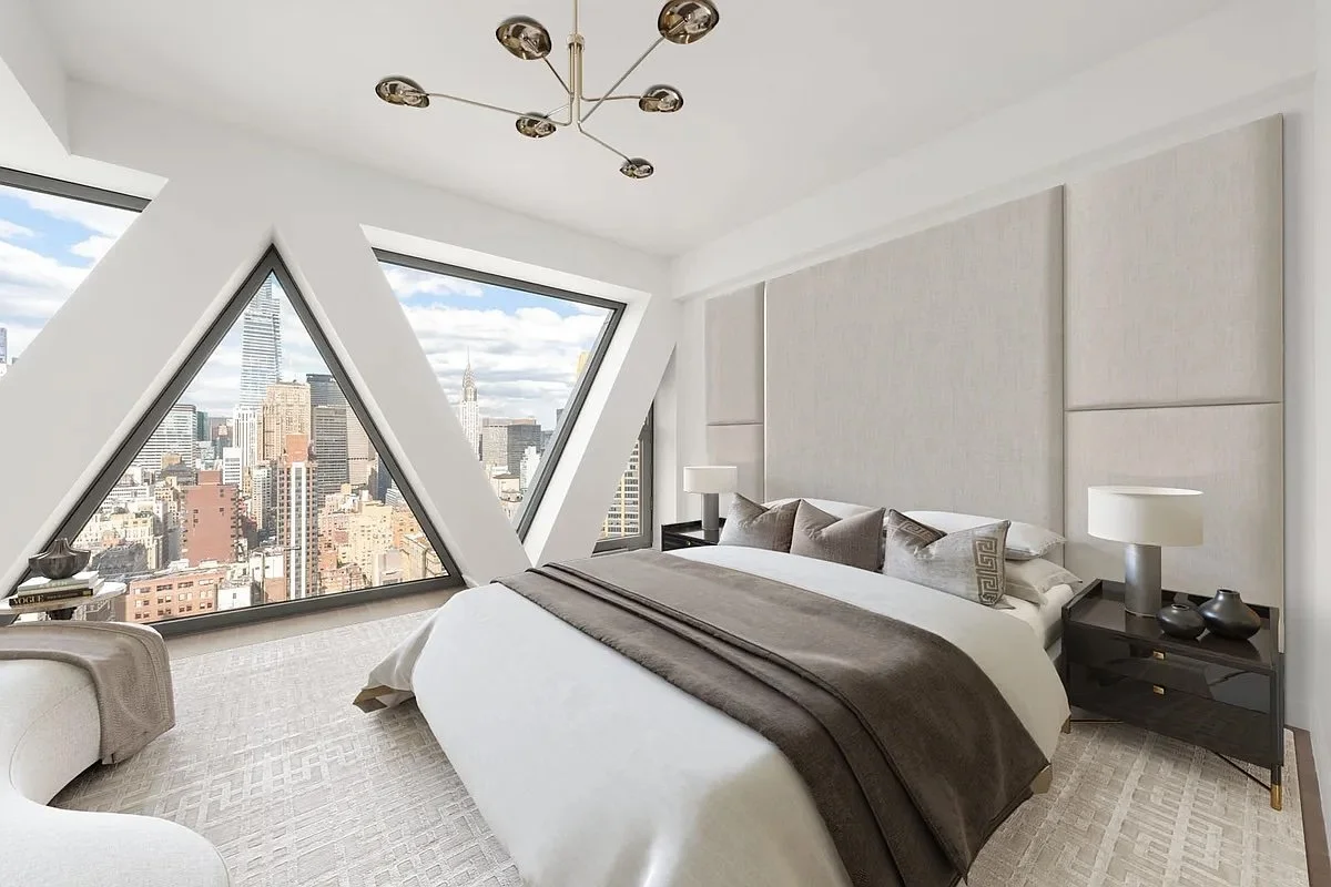 30 E 31 St PH Bedroom