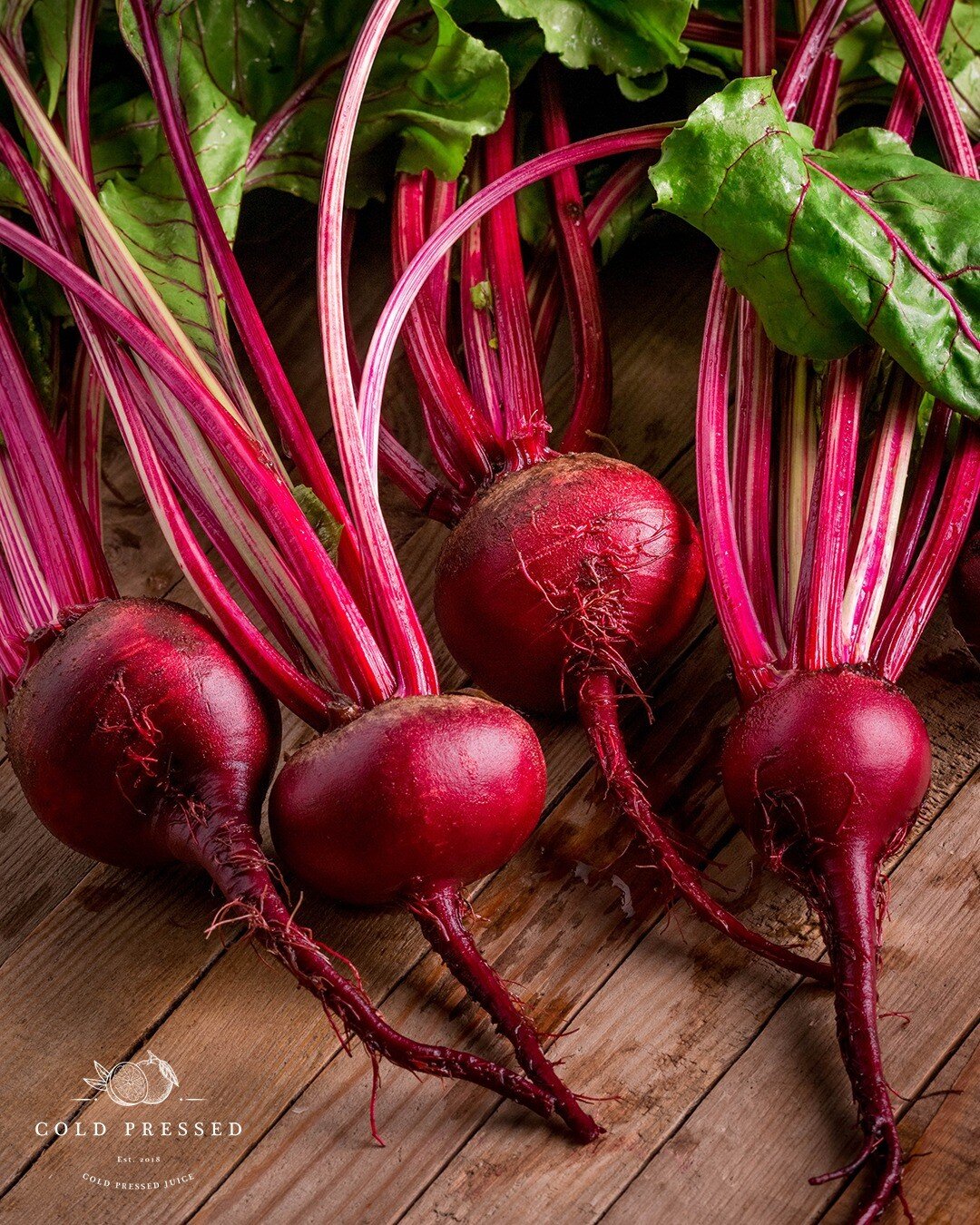 Rich, natural, and healthy beetroot juice.
.
.
.
.
.
#Coldpressed #coldpressedjuice #lemonjuice #limejuice #orangejuice #gingerjuice #applejuice #beetrootjuice #orangejuice #greenjuice #appelsinjuice #limejuice #sitronjuice #ingef&aelig;rjuice #eplej