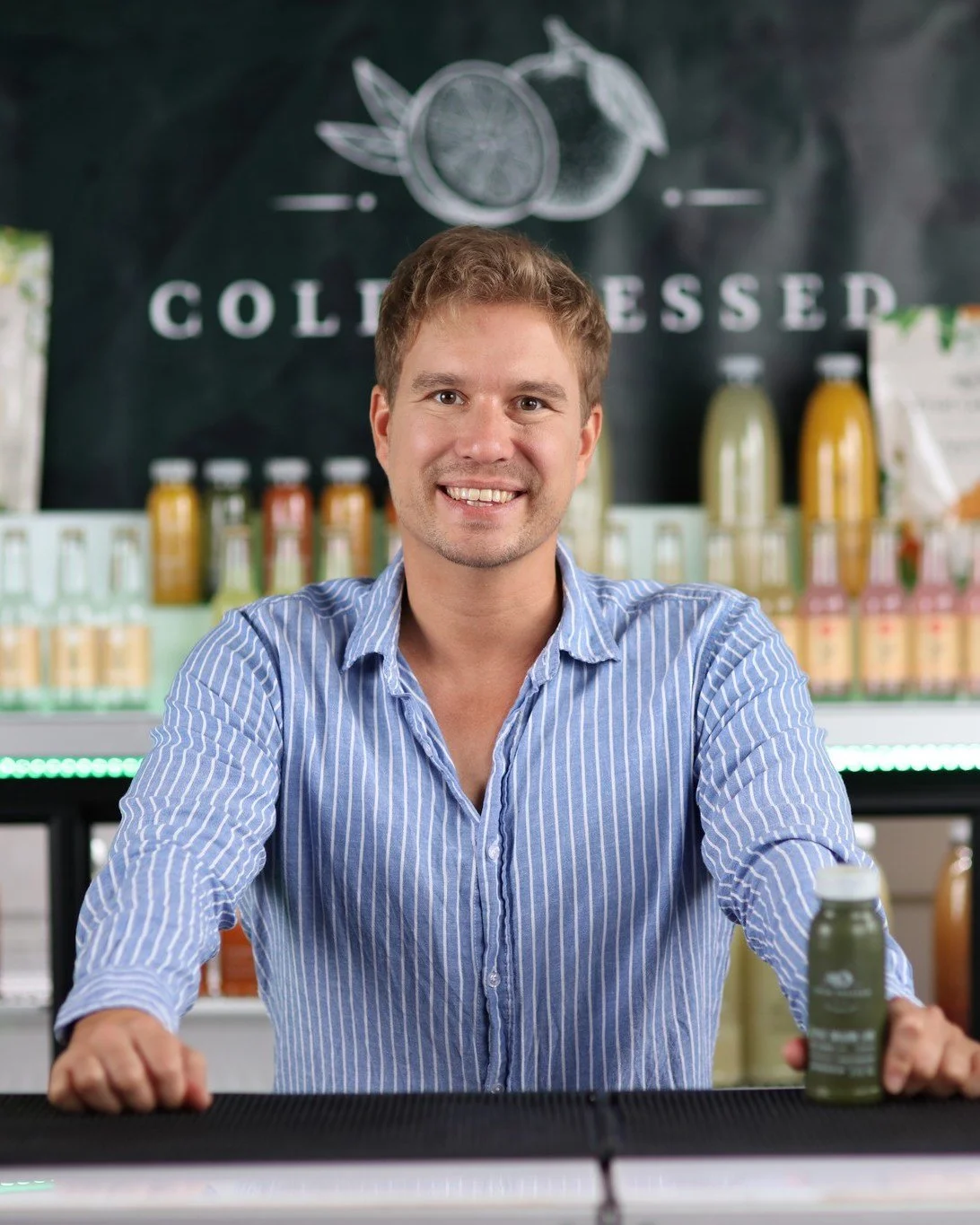 Fra lokal HoReCa-spesialist til nasjonal distribusjon 🇳🇴

Cold Pressed startet med &eacute;n ambisjon: &aring; levere kompromissl&oslash;s kvalitet til barer, restauranter og hoteller. I dag distribueres vi nasjonalt gjennom ASKO Servering, Odd Lan