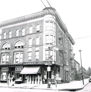9+Halsey+Street+DesBrisay+&+Smith+Architects+Retail+Residential.jpg