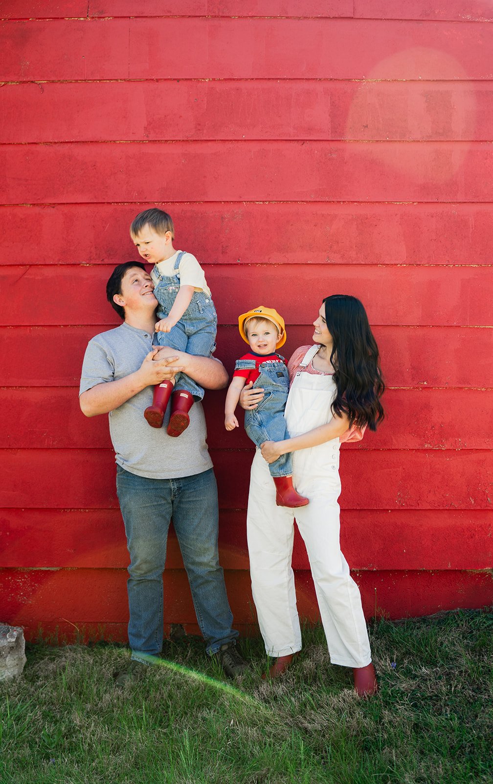 family-dayinthelife-strawberryplains27.jpg