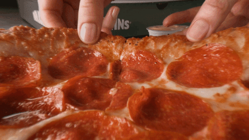 papa-johns-garlic-epic-stuffed-crust-pizza.gif