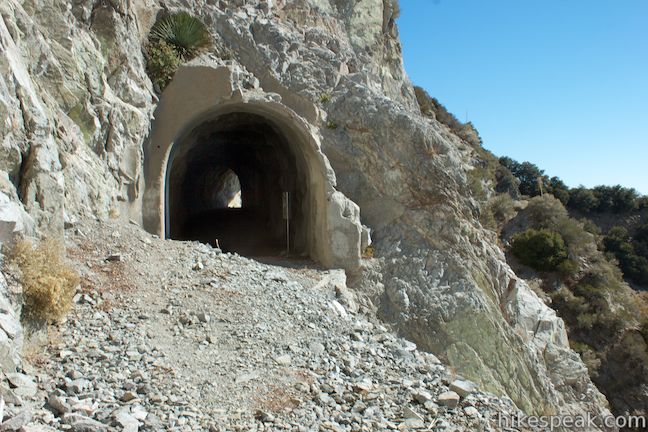 Mount_Lowe_Road_hike_Mueller_Tunnel_0894.jpg