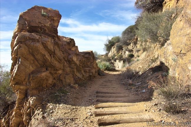 Echo_Mountain_Trail_San_Gabriel_Mountains_hike_8640.jpg