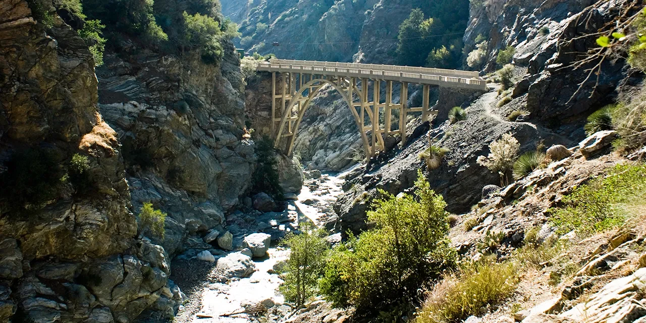 VC_RemoteCalifornia_Module4_BridgetoNowhere_Supplied_2623487515_00eda4fdff_1280x640_v2.jpg.webp