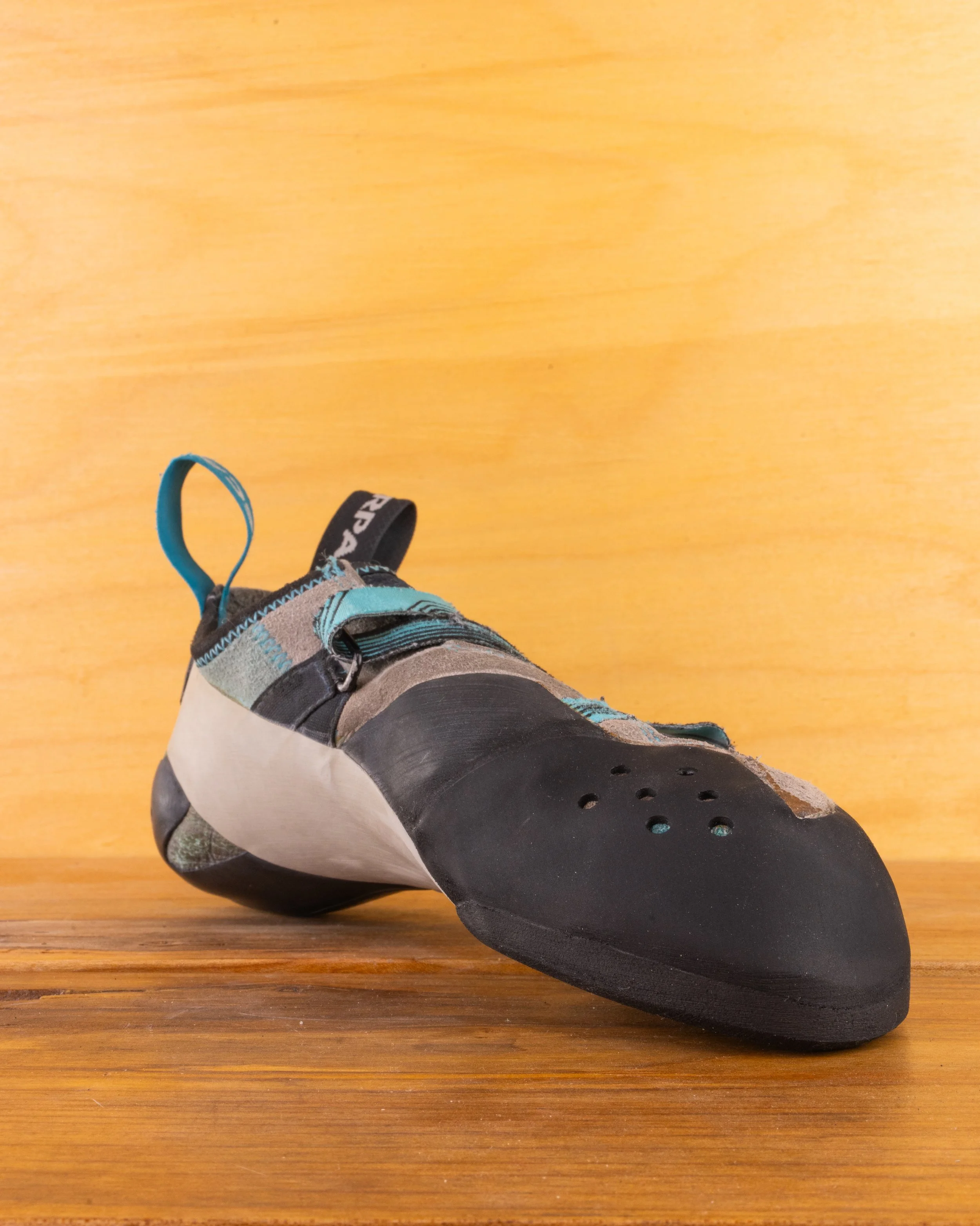 Veloce Women's 1/2 Sole Resole and Rand Replacement