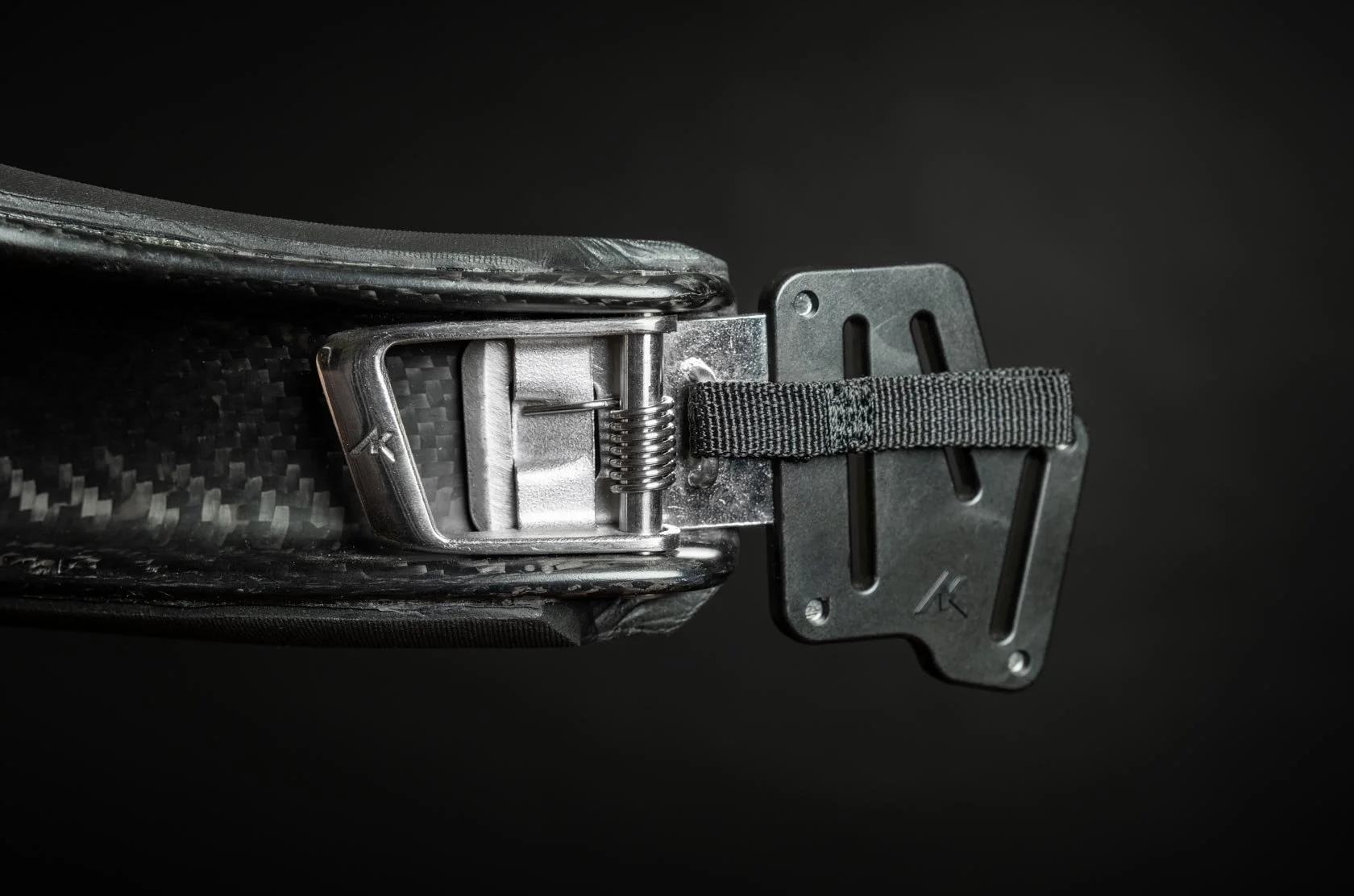 AK_Carbon-Aerobar_Safety-Release-1.jpeg