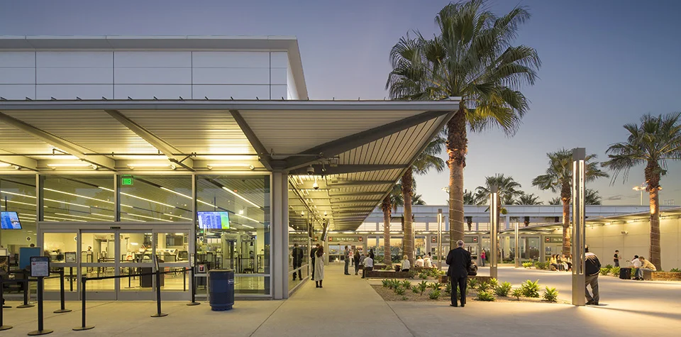 longbeachairport.jpg