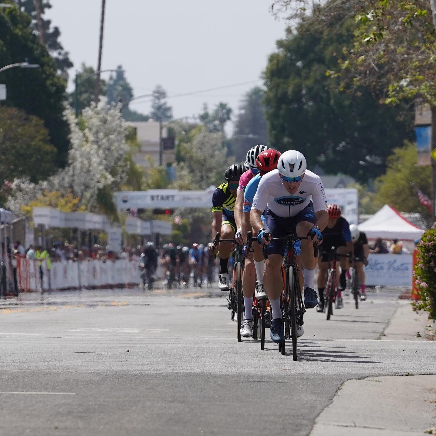 Hammering on the front is a thankless job but we got guys who can do that all day 🤙 It didn&rsquo;t work out in our favor last weekend @redlandsclassic but we&rsquo;ll be back and in greater numbers 😁

The spirit of crit racing is alive!

📸: @thec