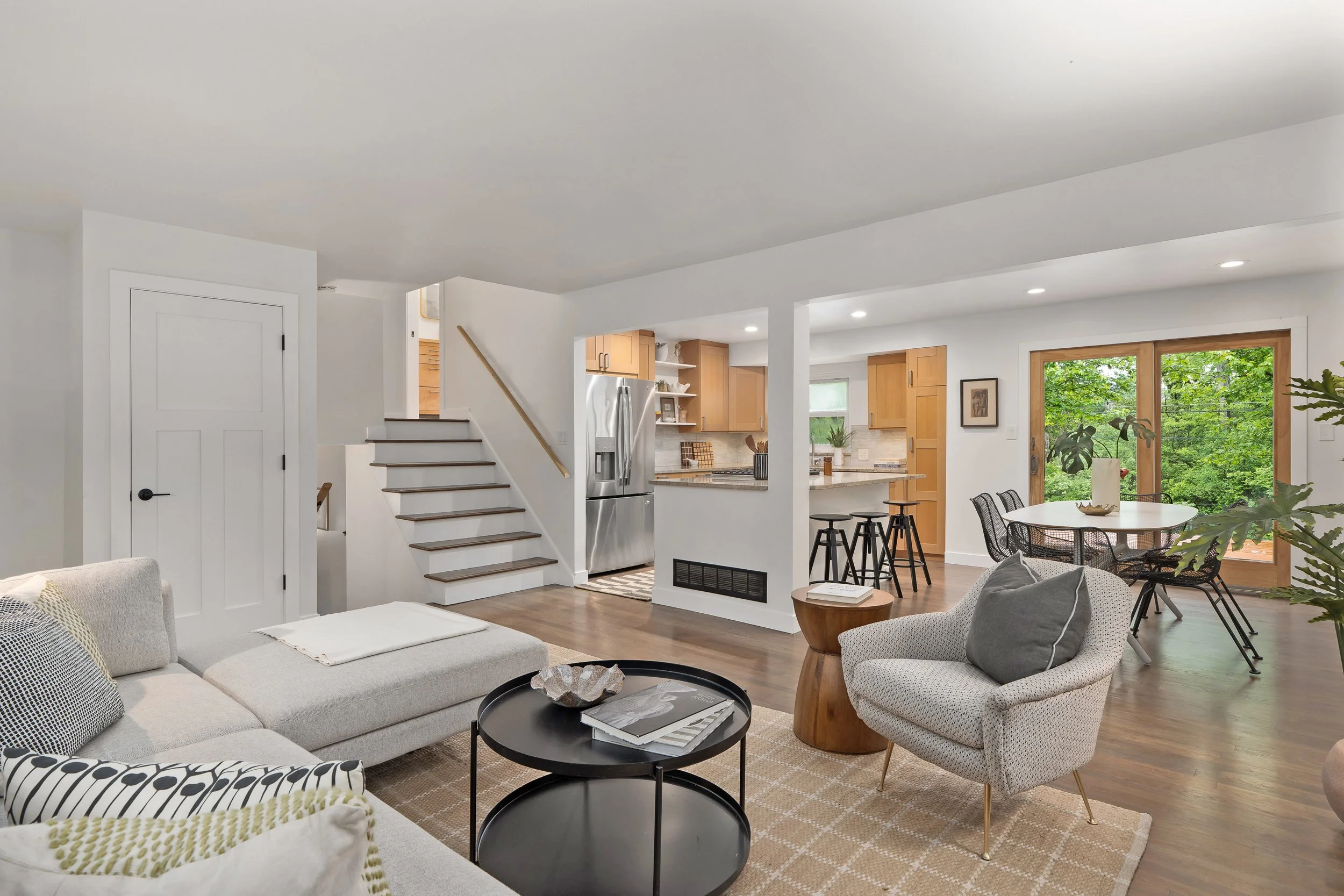 370 Longfellow Avenue | $585,000