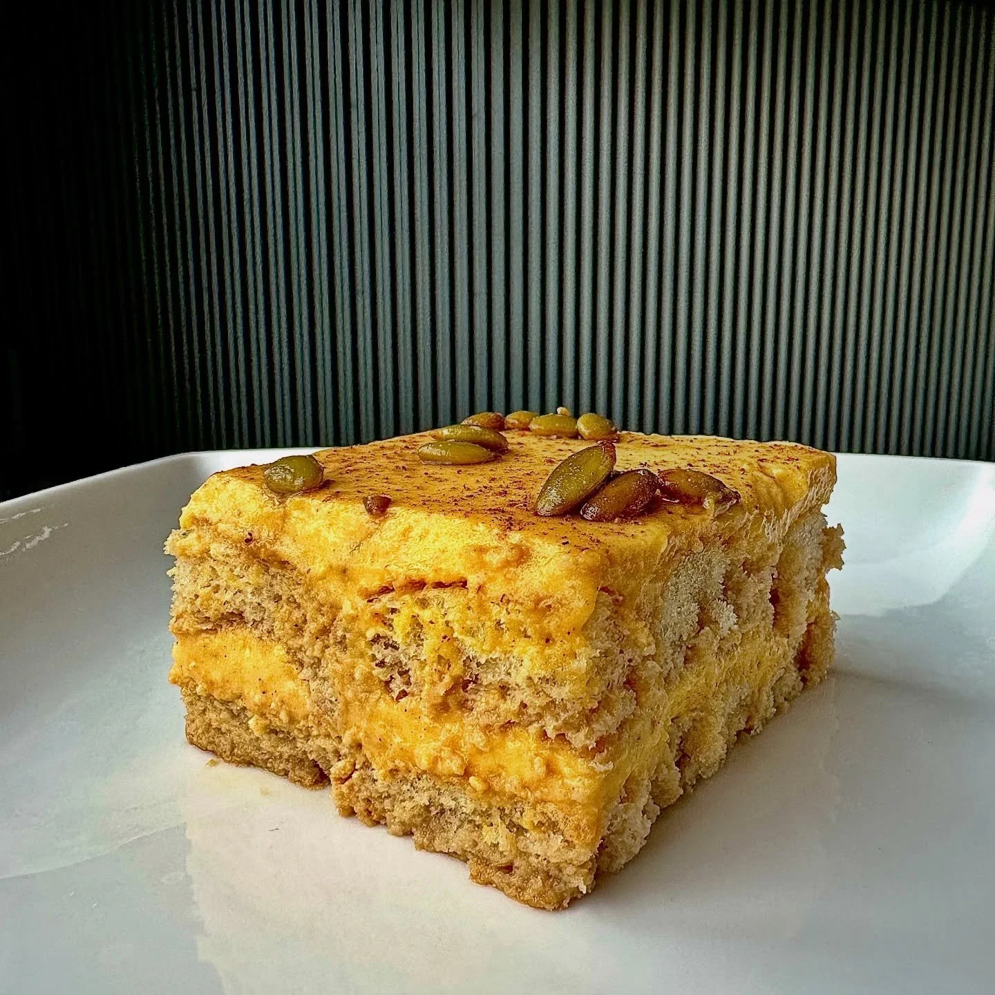 Pumpkin Chai Tiramisu special from now until sold out at the Garage 📣🥮 $6 each. Get them while you can 😊 wishing all of our 4 Birds community an early Happy Thanksgiving 🫶🦃.

Lady fingers
Pumpkin zabigone
4 Birds Chai
Pumpkin liqueur
Candied pum