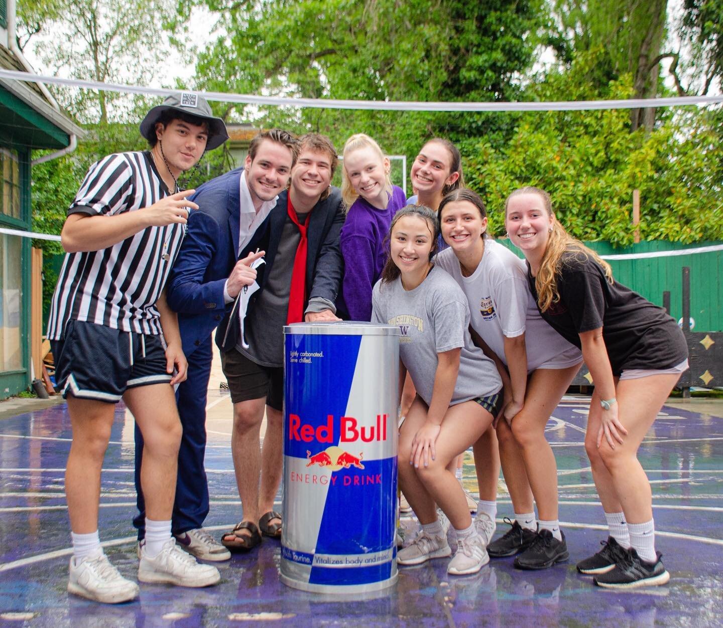 That&rsquo;s a wrap on Phi Psi Spike 2022! Congratulations to @uwalphaphi for winning and for everyone who participated to support the American Foundation for National Suicide.

Thanks @redbull for sponsoring our Championship game! Shoutout to our Ph