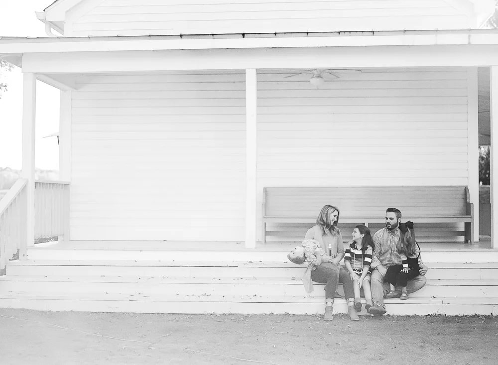 BrittFamily-13bw.jpg