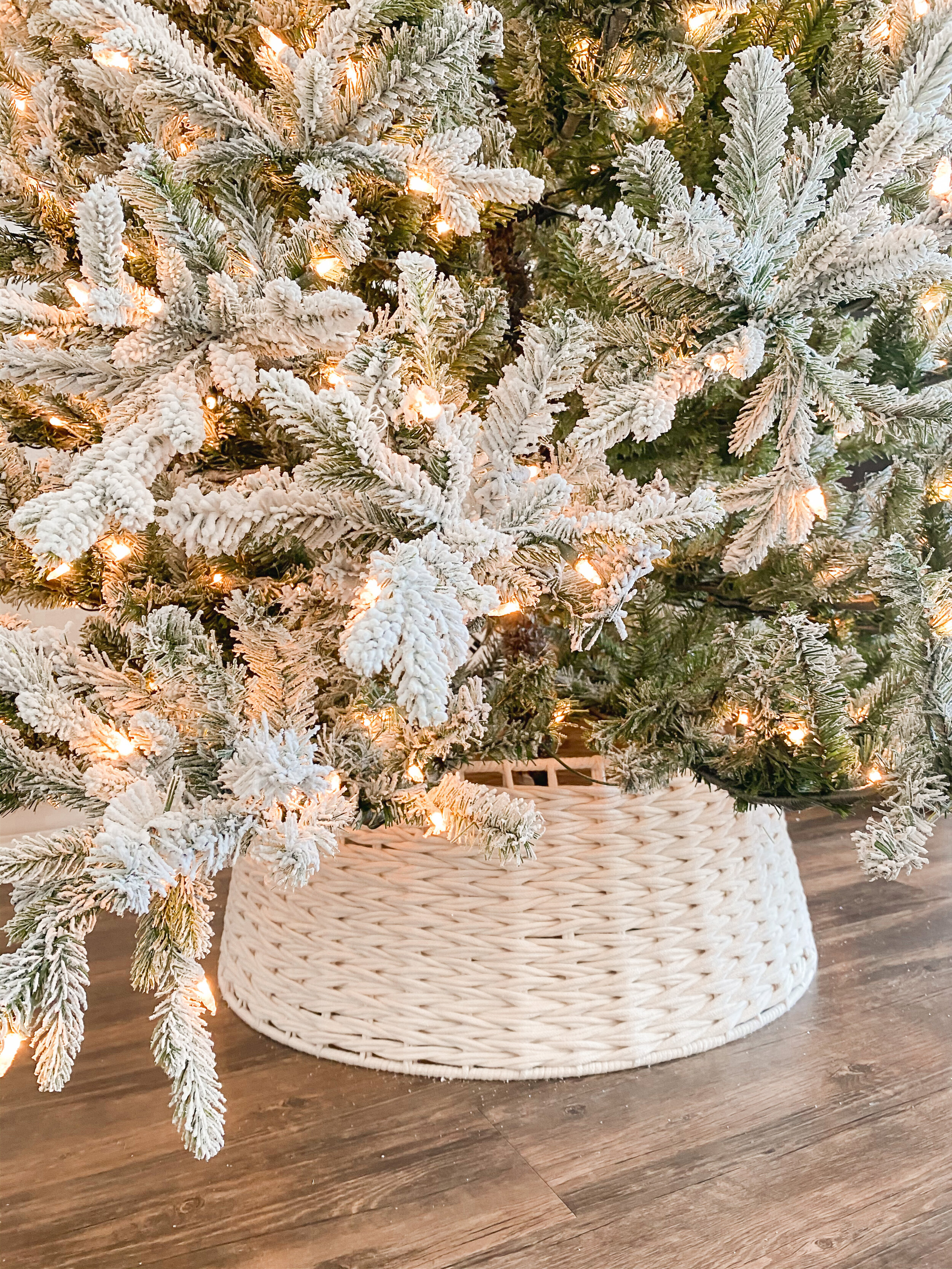 The perfect Frosted Christmas tree — Spanglish Fashion