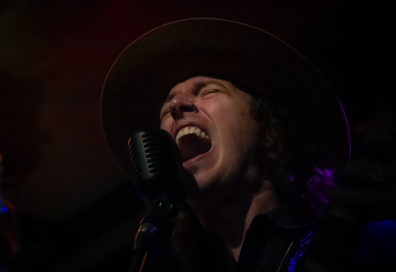 Hen House - Nick Swift Band 5.10 Photos-4.jpg