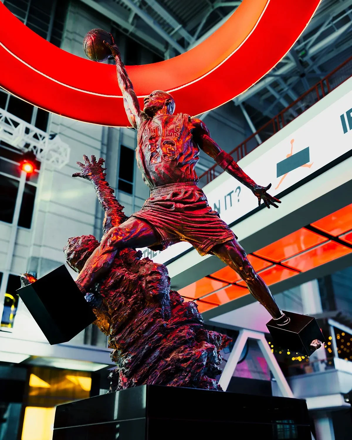 Nike - Unbannable Statue