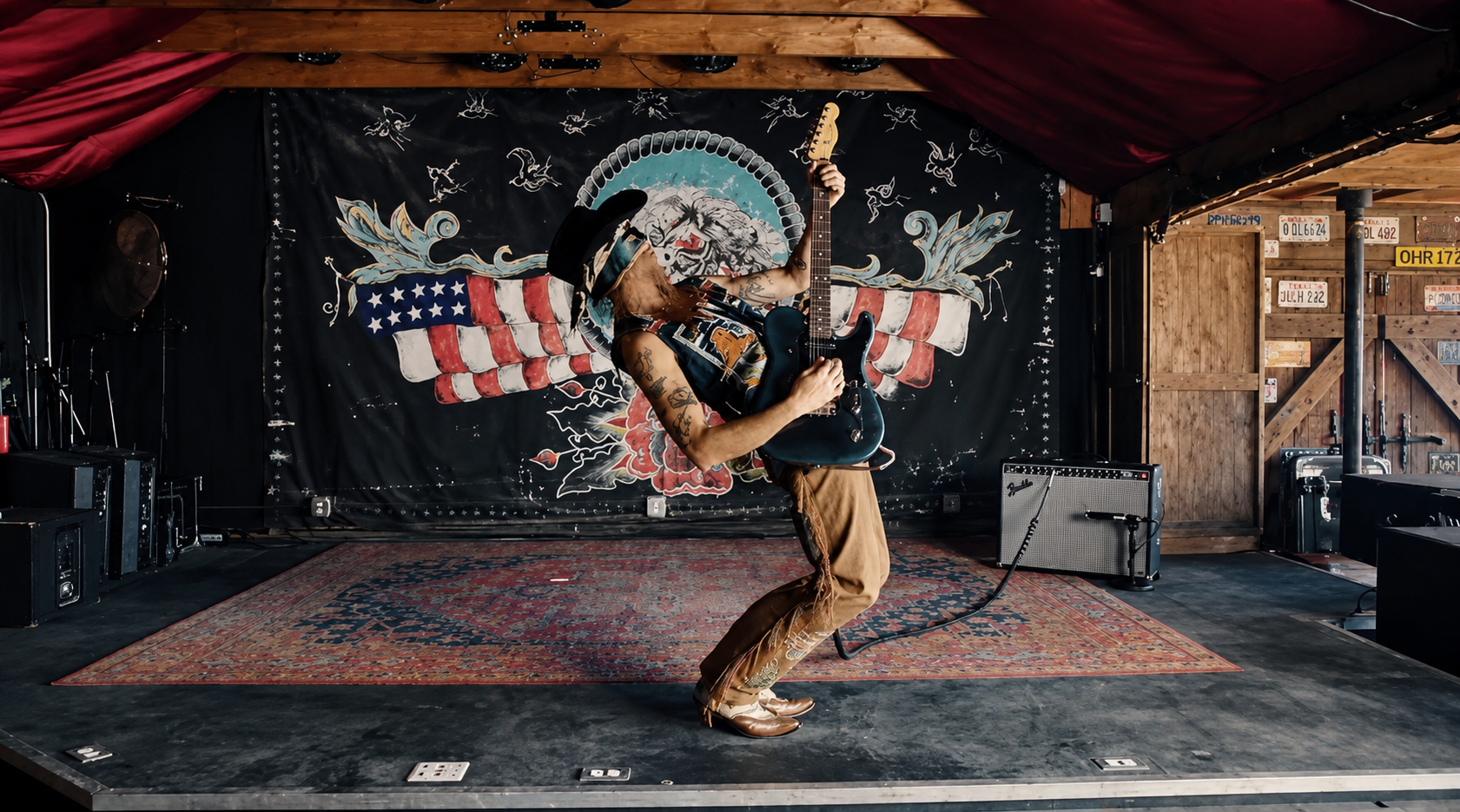 _ZWAK12234H_Fender_AMPRO2_TheRules_Orville_Peck.png