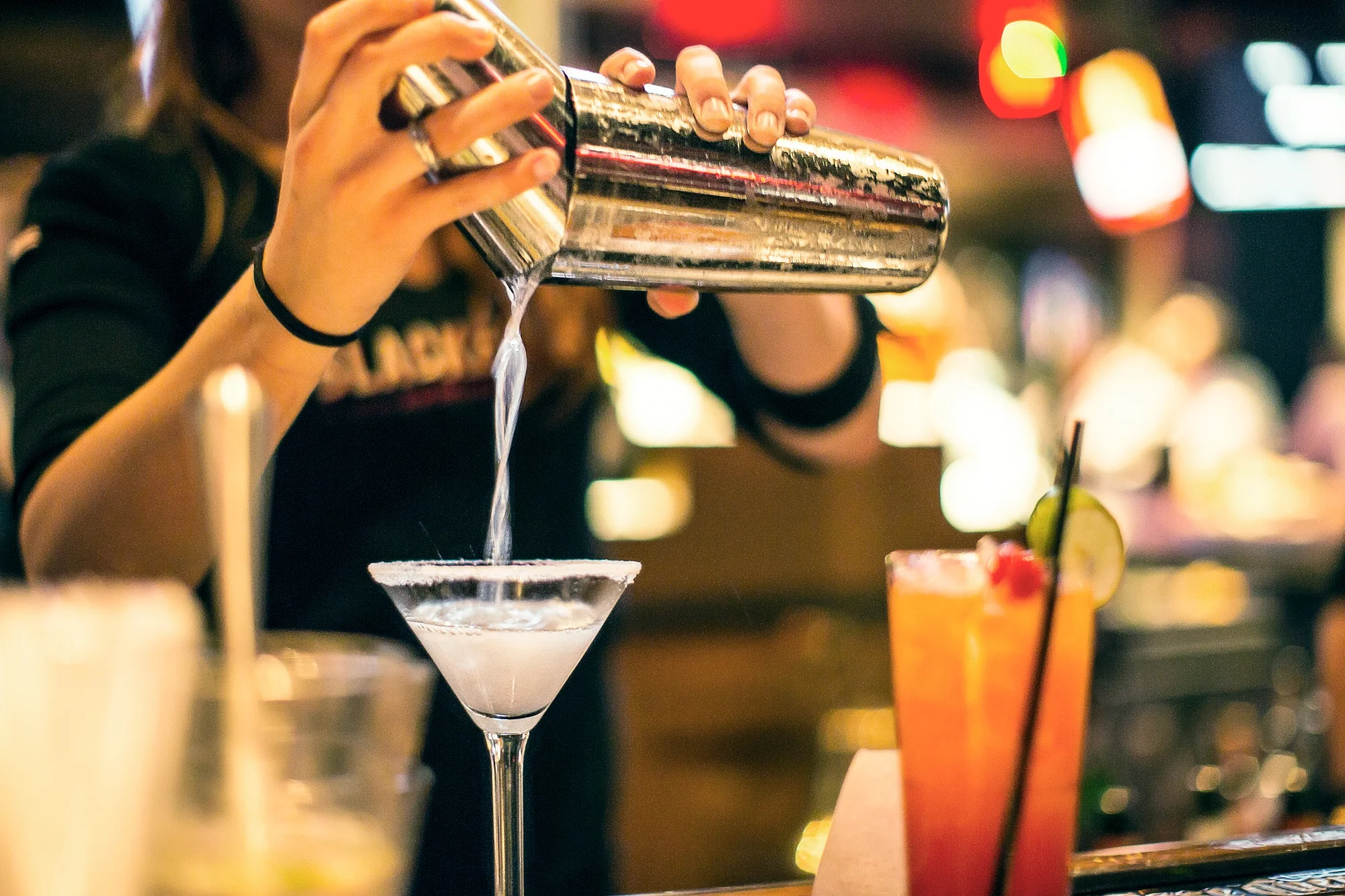 BlackFinn_Drink_Mix1F7A8952_FINAL.jpg