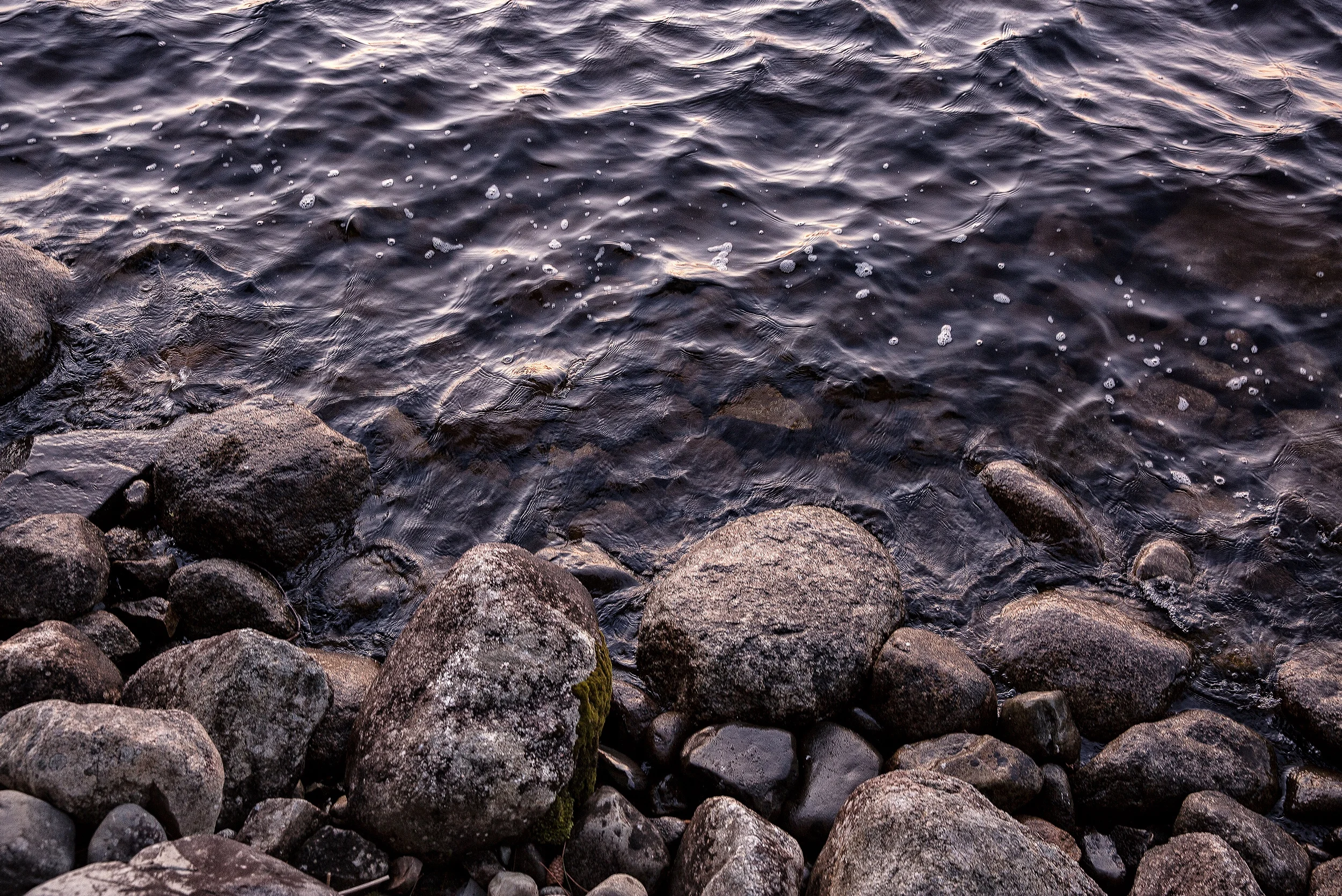Maine_Rocks_Water_ZZ2A1407_FINAL.jpg