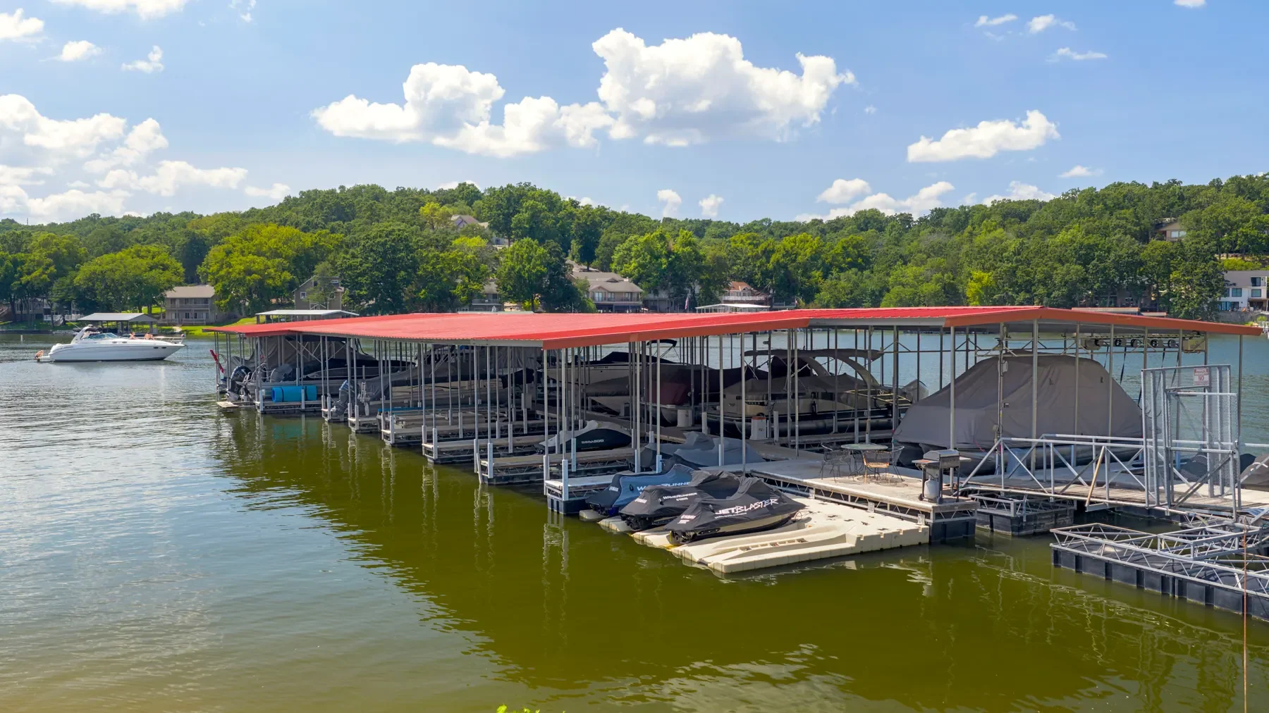 40-dock-water-view.webp