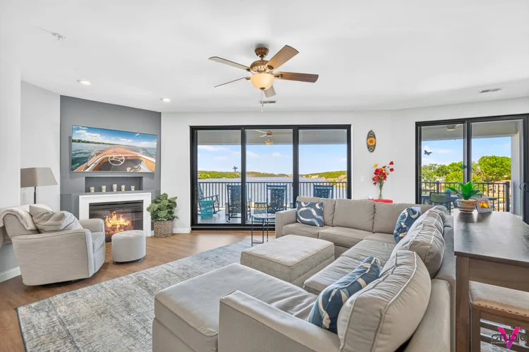 166 Captiva Drive 3C condo thumbnail