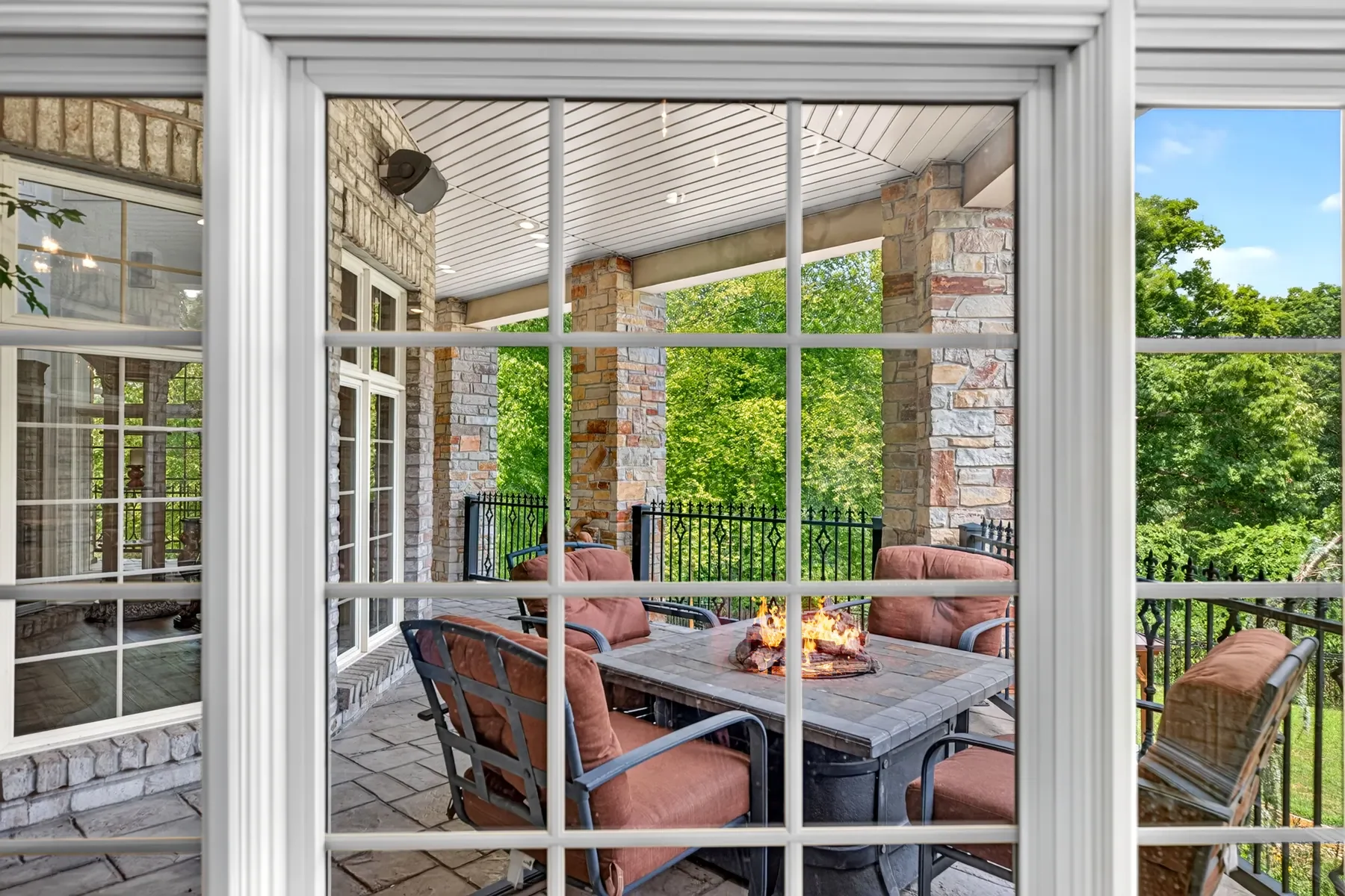 16-screened-terrace.webp