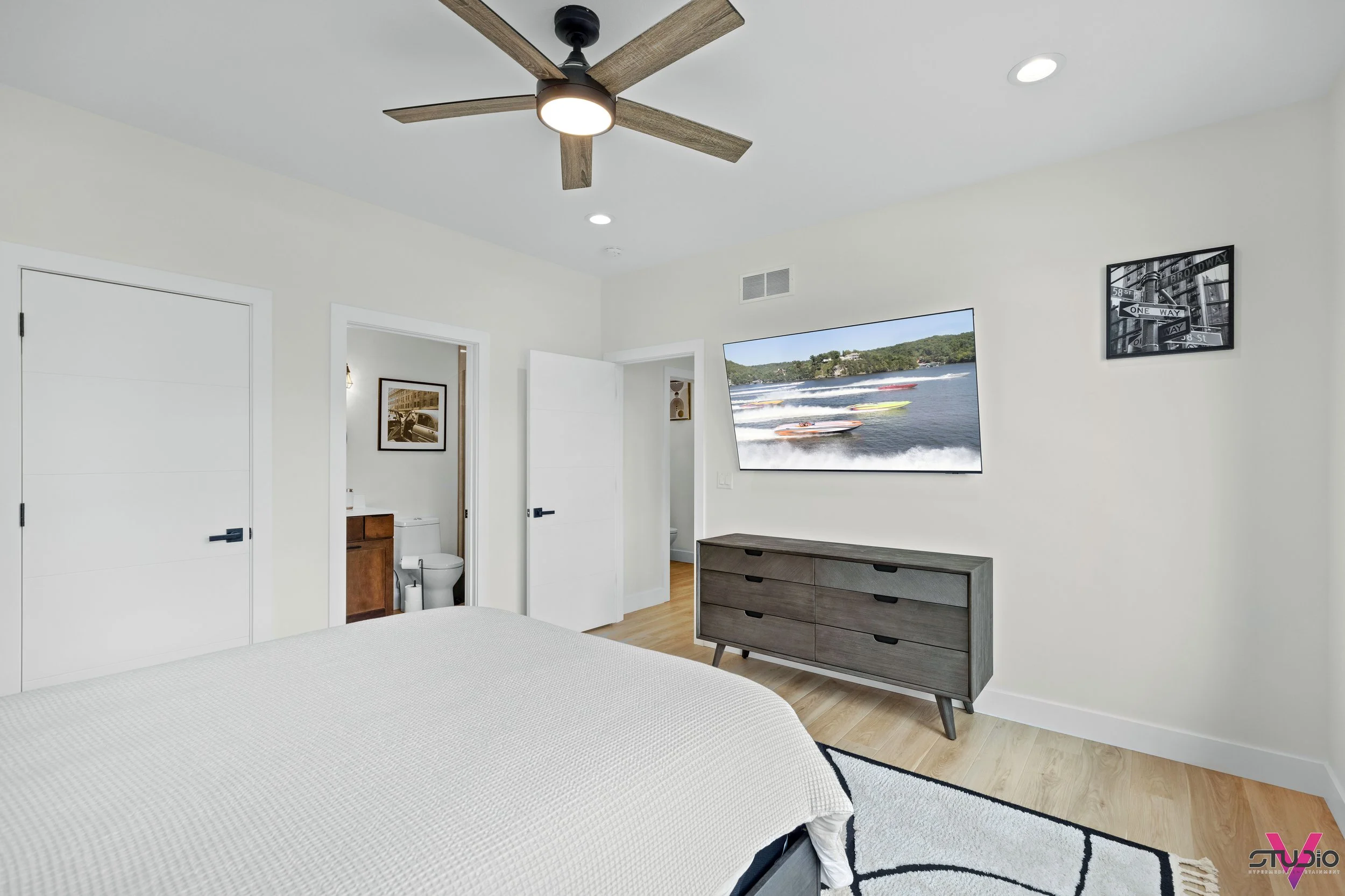 425-waterside-drive-camdenton-mo-usa-053.jpg
