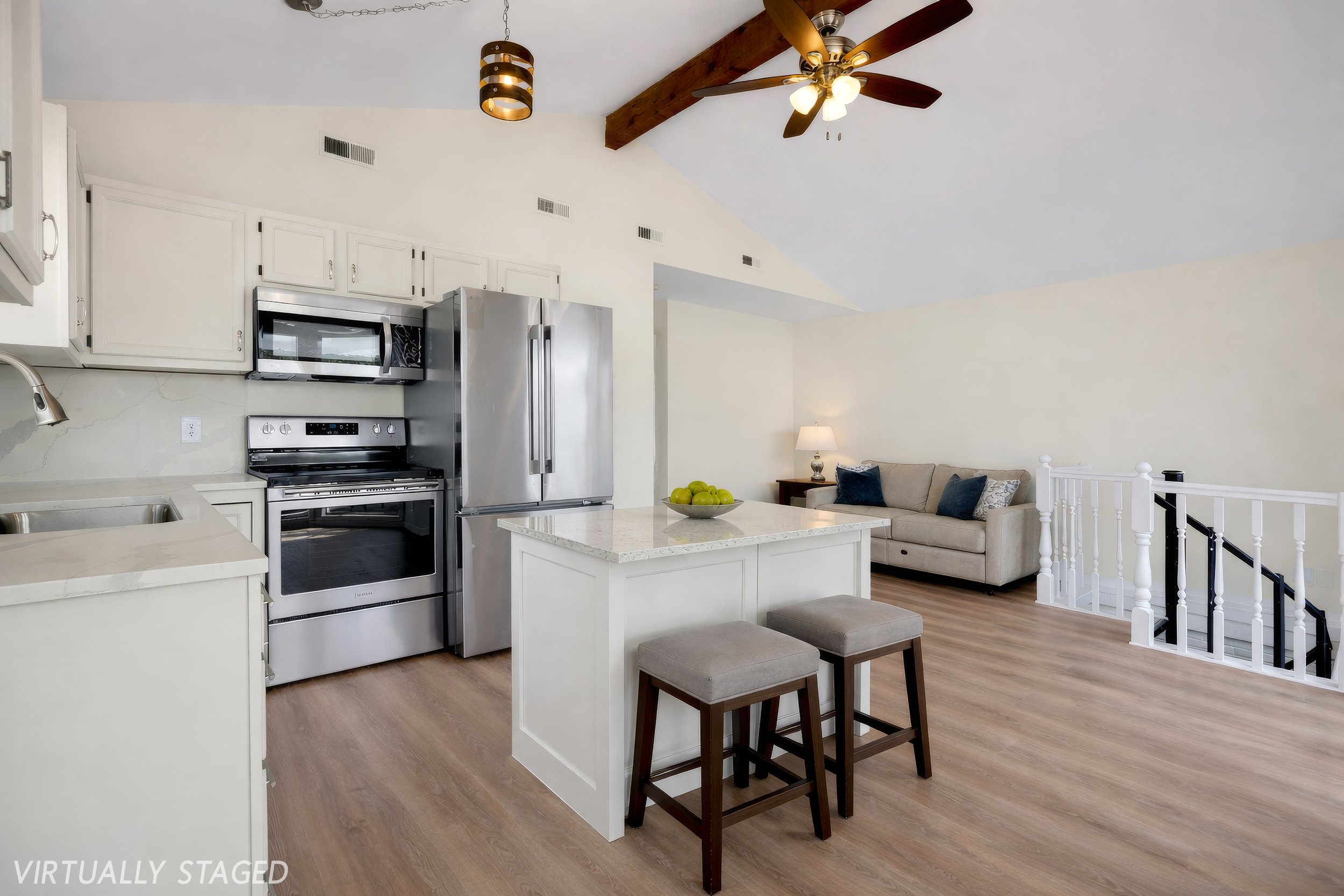 135-Seminole-Rd-Sunrise-Beach-MO-013-Staged v2.jpg