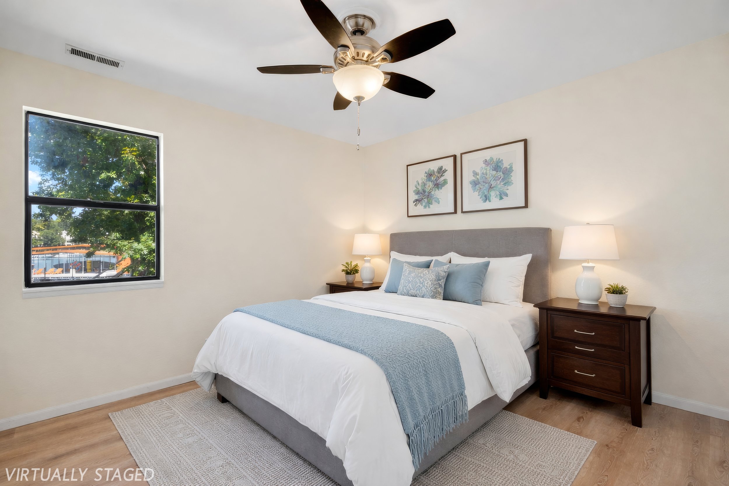 135-Seminole-Rd-Sunrise-Beach-MO-003-Staged.jpg