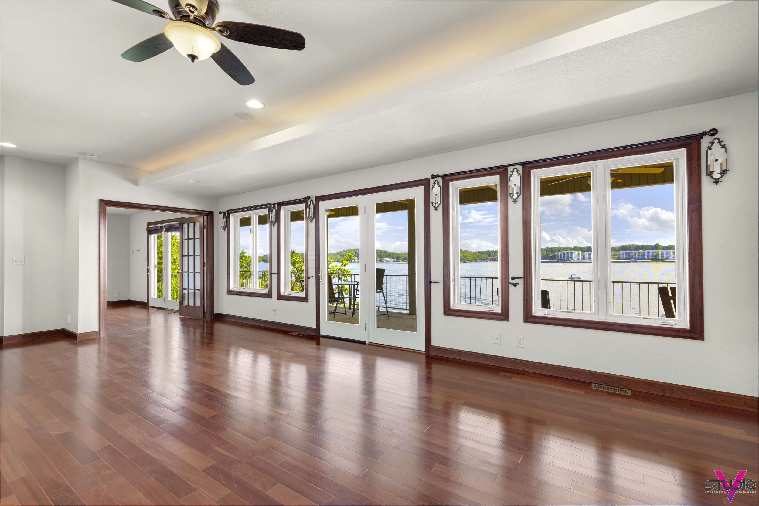 1129-Beacon-Point-Circle-Lake-Ozark-031.jpg