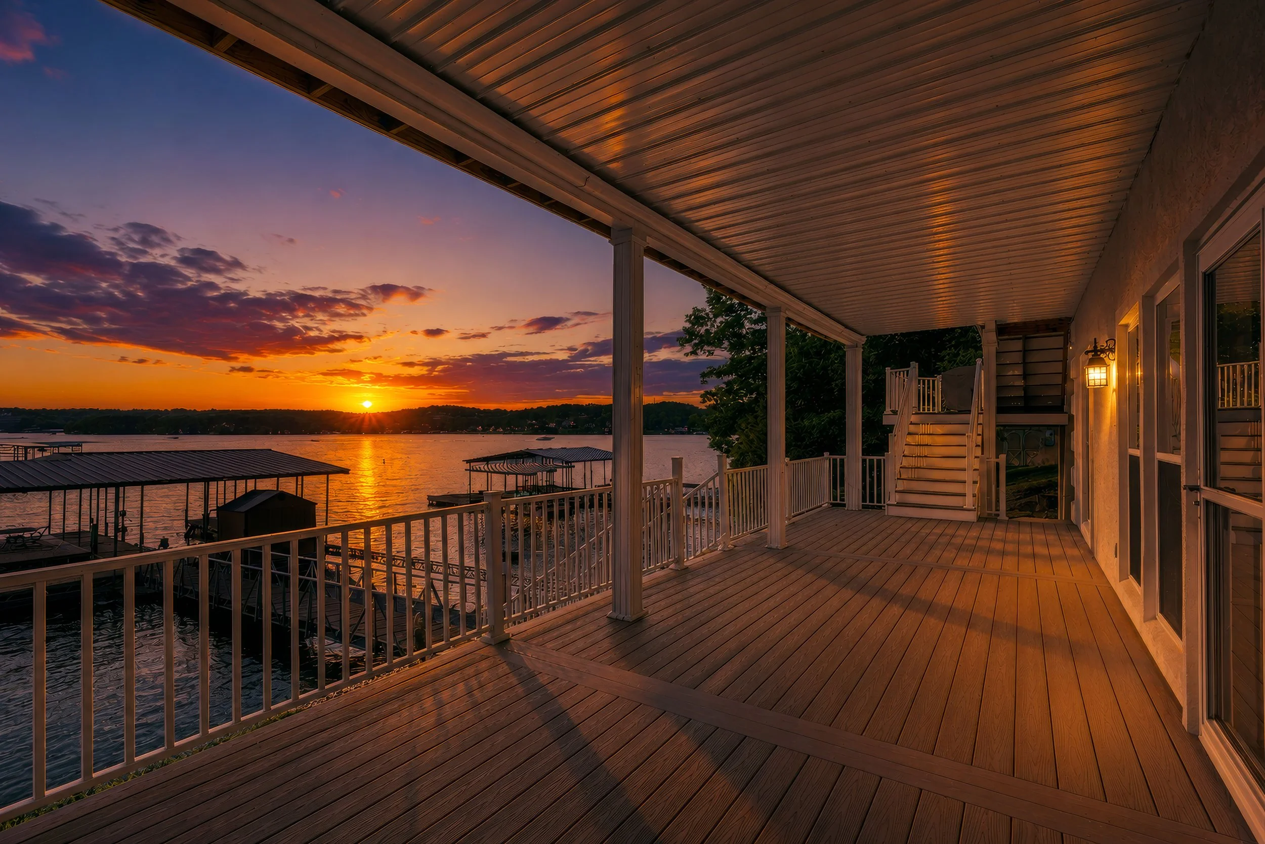 331-hollow-oak-road-sunrise-beach-mo-65079-usa-006-twilight.jpg