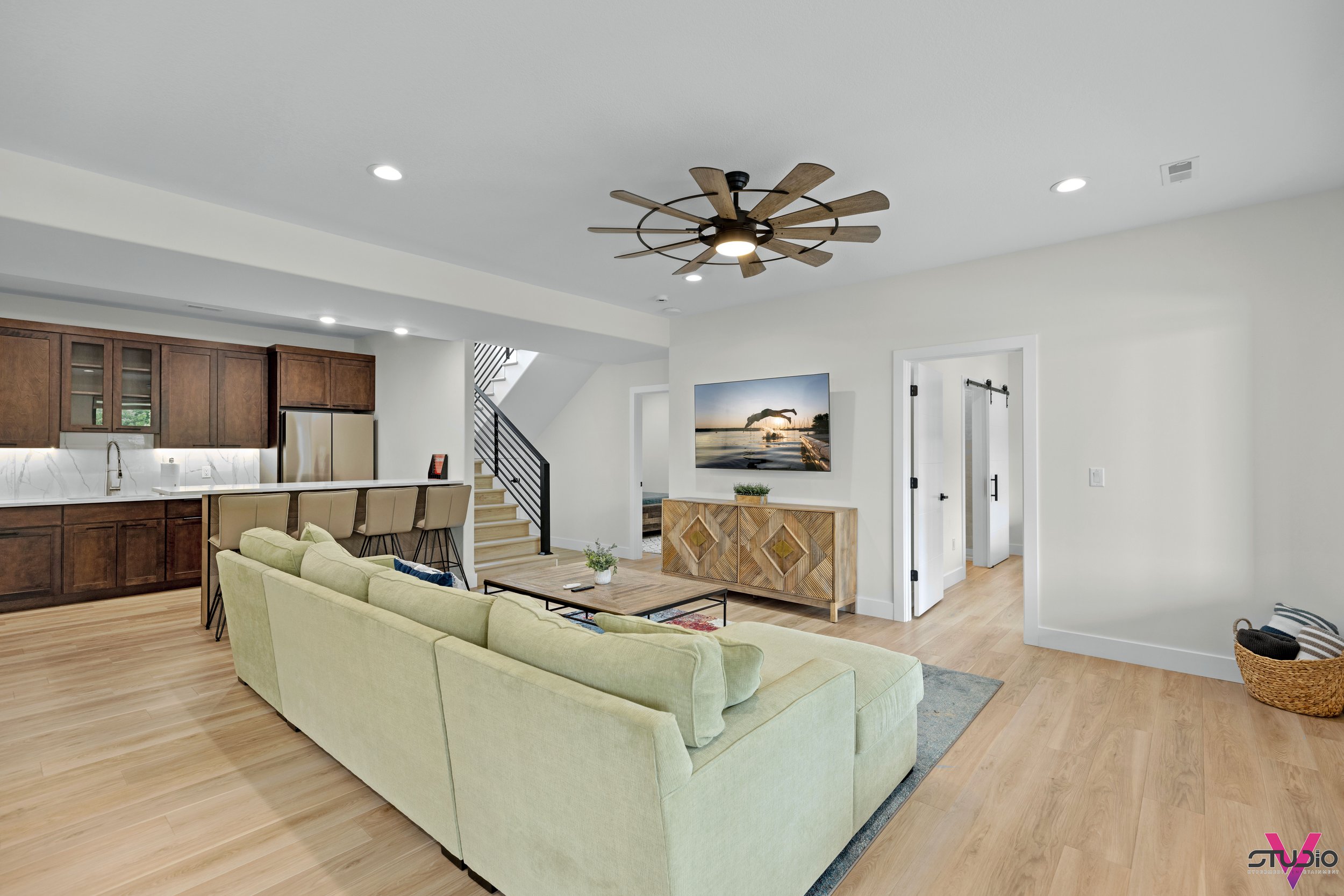 425-waterside-drive-camdenton-mo-usa-056.jpg