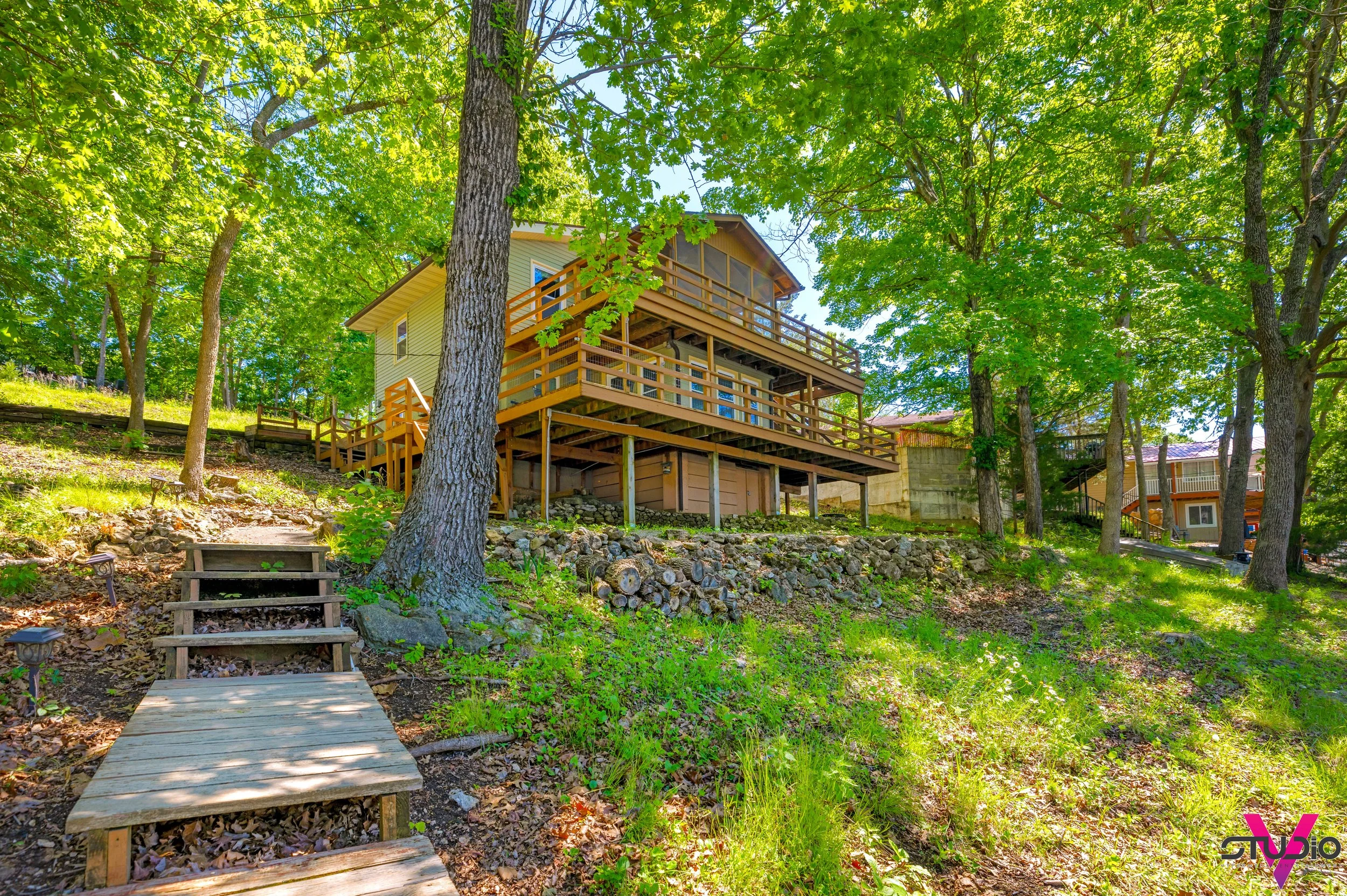 26848-marina-lane-barnett-mo-65011-usa-011.jpg