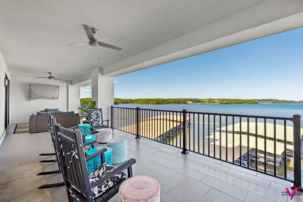 Additional interior preview at Captiva 3C