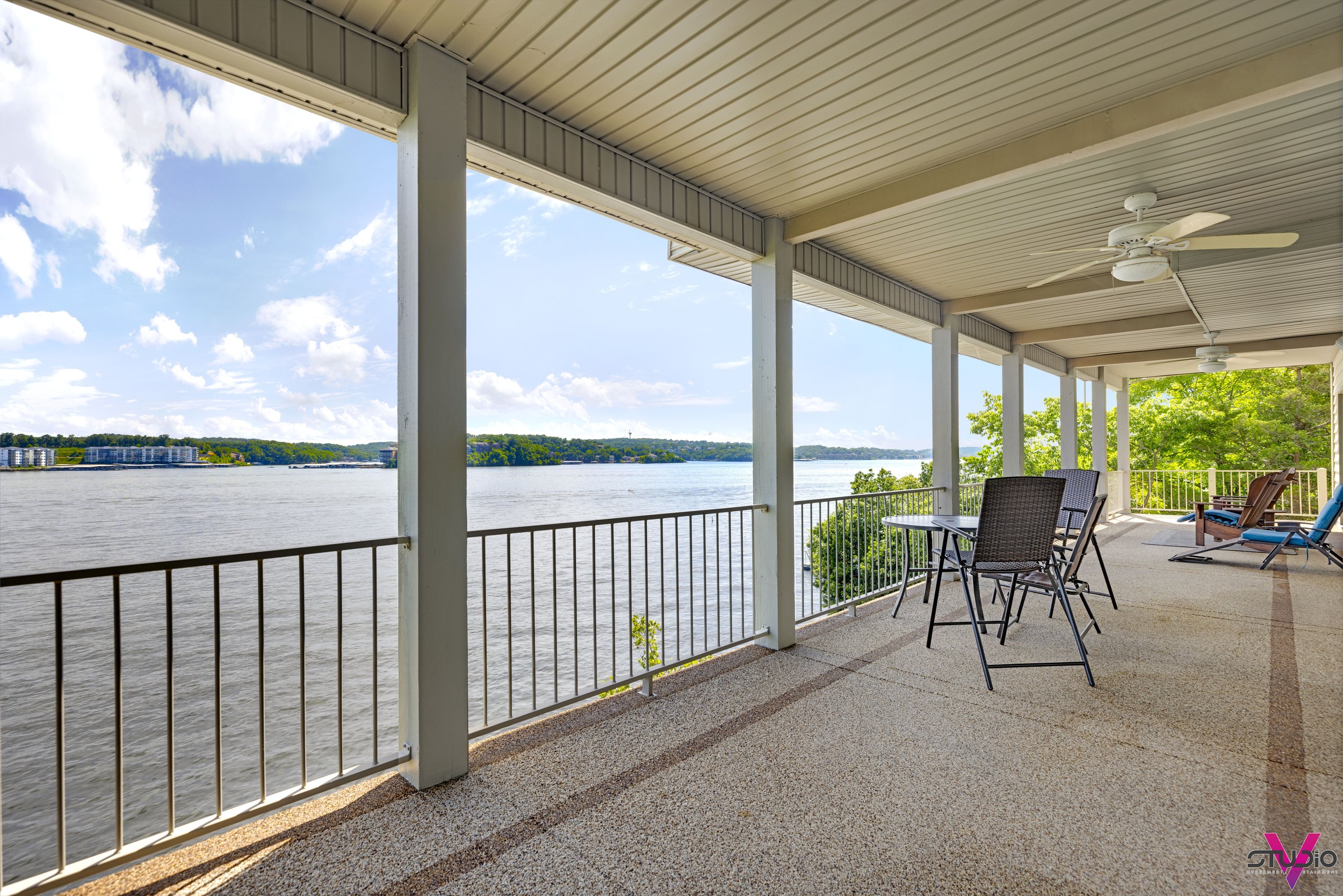 1129-Beacon-Point-Circle-Lake-Ozark-040.jpg