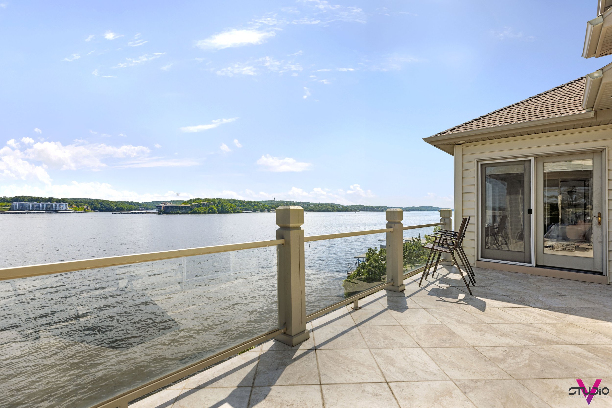 1129-Beacon-Point-Circle-Lake-Ozark-027.jpg
