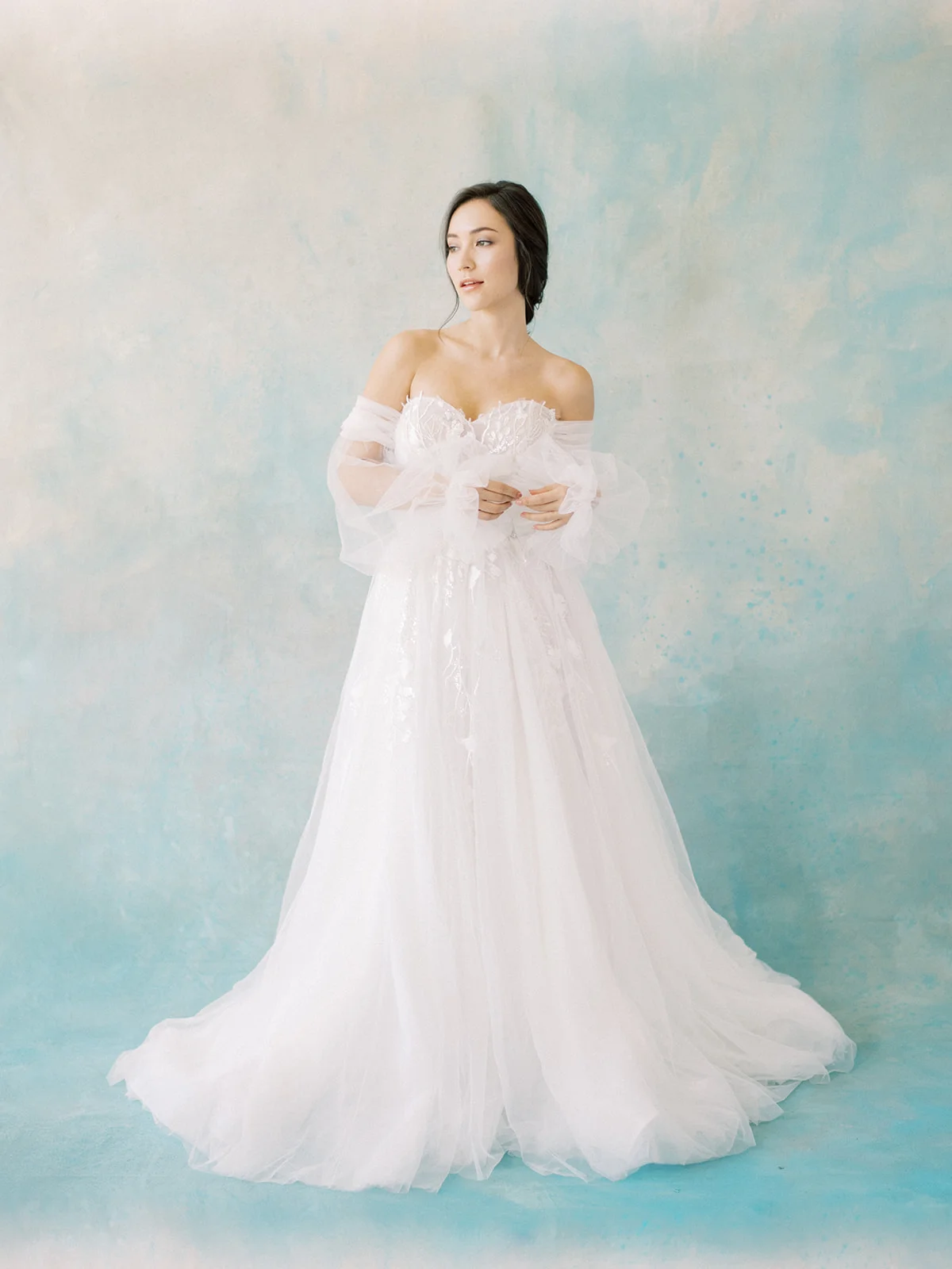 jinza-bridal-elvet-collection-echo-removable-lantern-sleeves.jpg