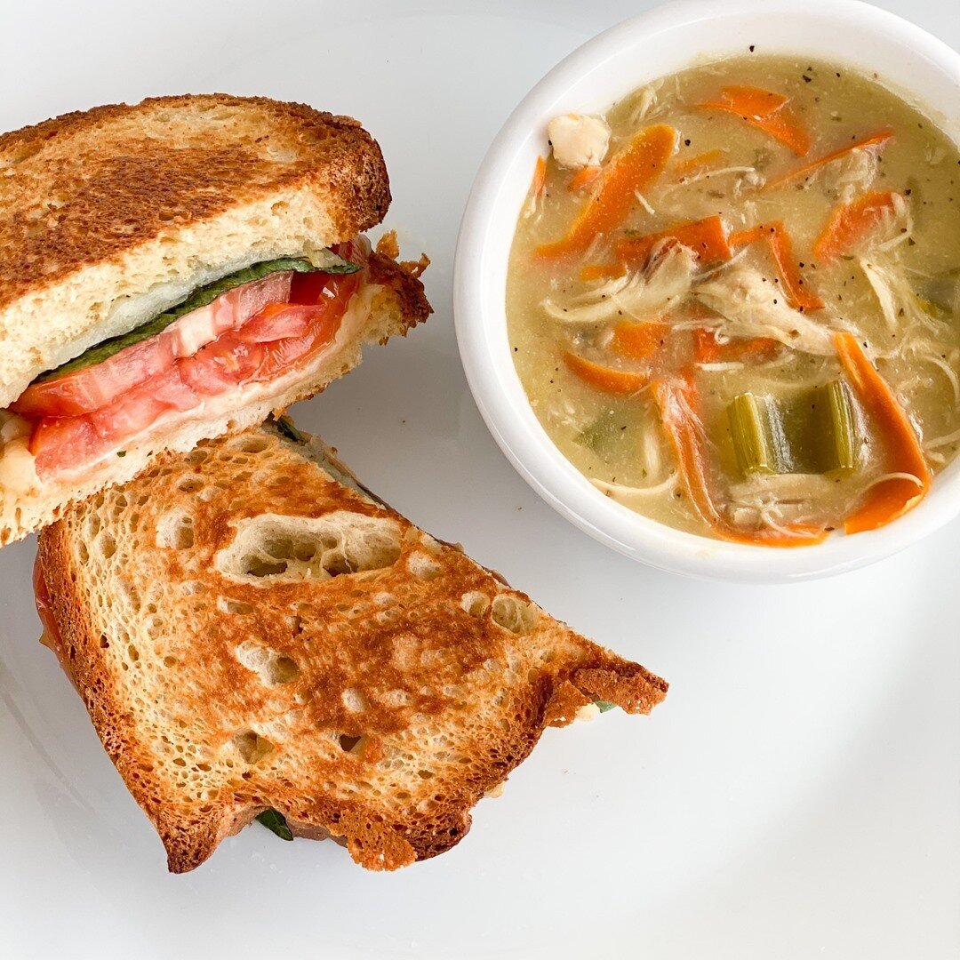 Did you know you can upgrade your side to a cup of our creamy chicken soup? Pictured with our Tomato Basil Grilled Cheese 🧜&zwj;♀️