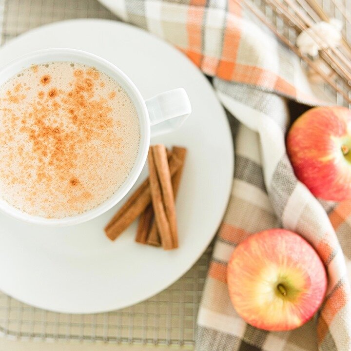 Looking for a cozy fall drink made with organic ingredients and no added sugar? Try our spiced apple cider: organic apple cider and spices&hellip; that&rsquo;s it! If you like things a bit sweeter, we recommend adding caramel. Nothing says Fall like 