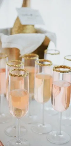 Gold sugar rimmed glasses! So Chic!!! So FESTIVE!!!