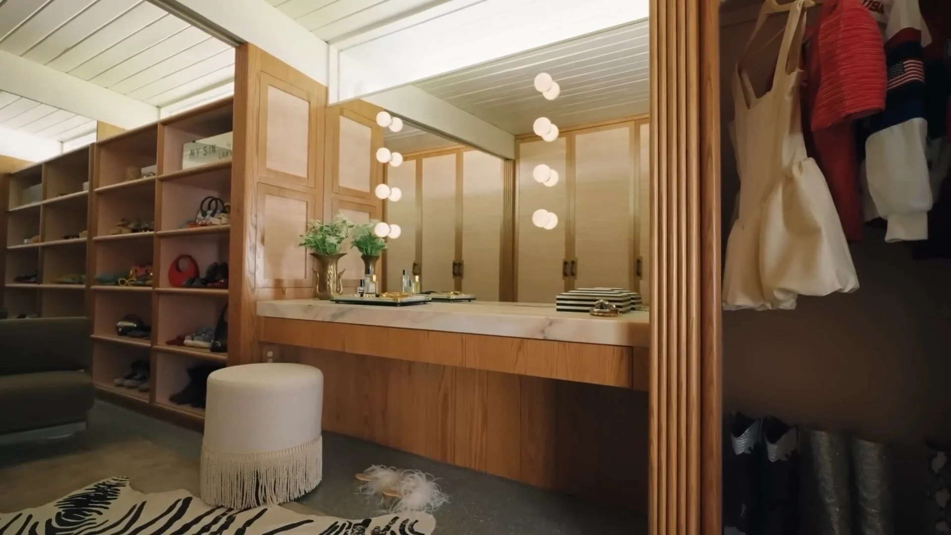 Heidi Gardner_Architectural Digest_Still Frames_20.jpg